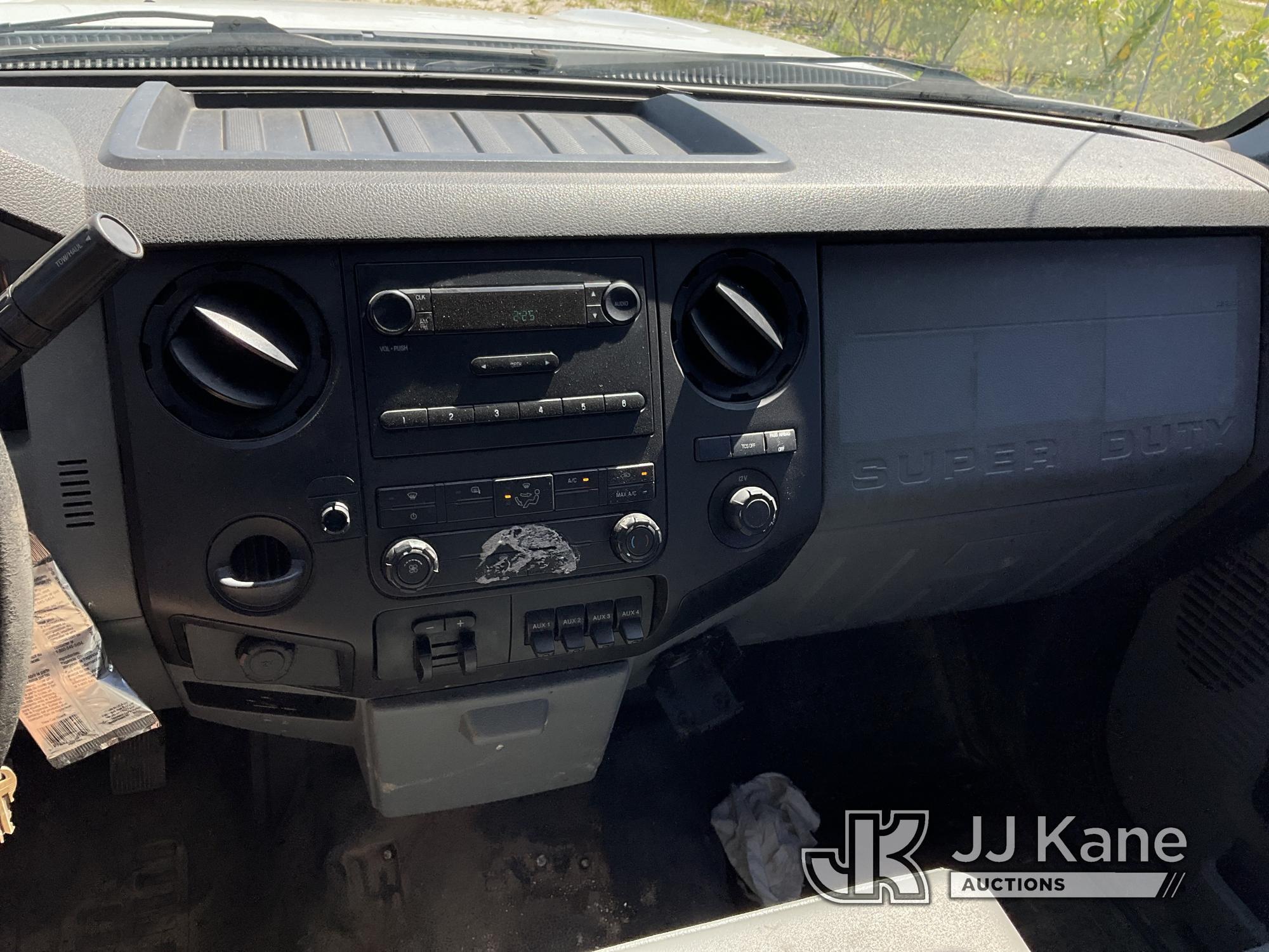 (Westlake, FL) 2016 Ford F550 URD/Flatbed Truck Runs & Moves, No Power Steering, Body Rust) (FL Resi