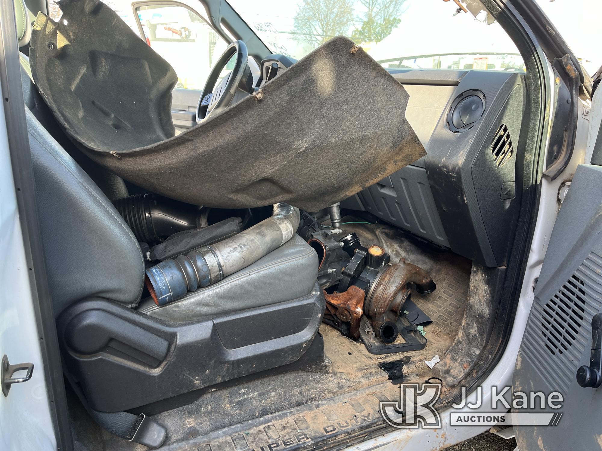 (Charlotte, NC) 2015 Ford F550 Cab & Chassis Not Running, Condition Unknown) (Seller States: Engine