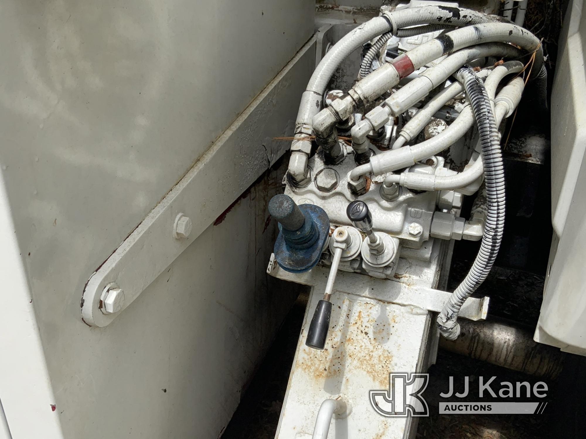 (Walterboro, SC) Altec LRV60-E70, Over-Center Elevator Bucket Truck mounted behind cab on 2010 Inter