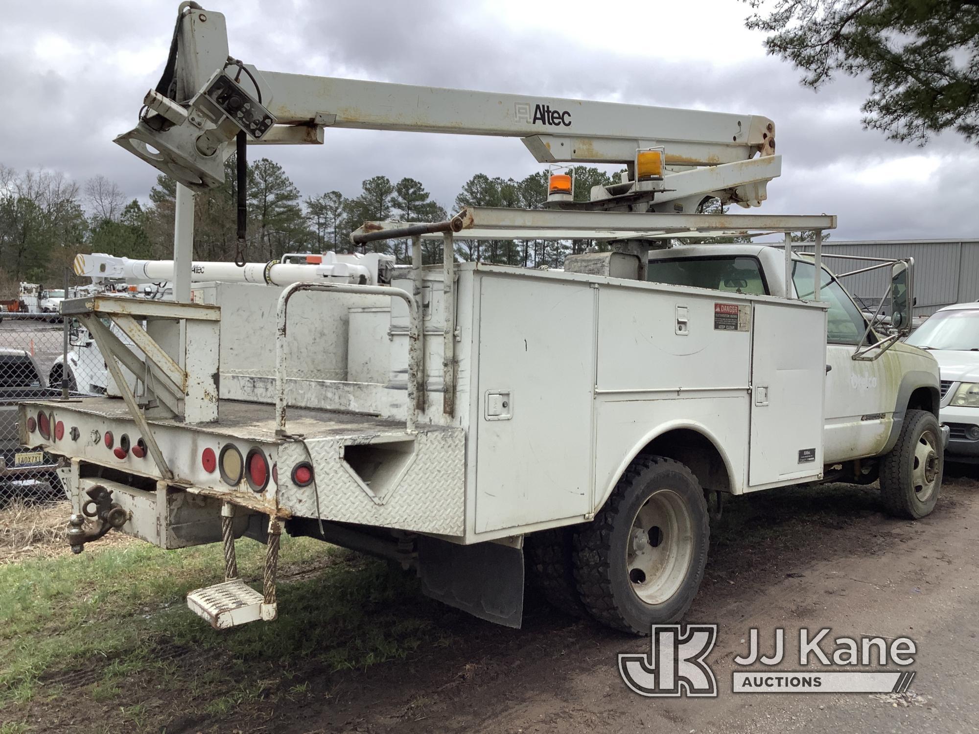 (Graysville, AL) Altec AT200-A, Telescopic Non-Insulated Bucket Truck mounted behind cab on 1994 Che