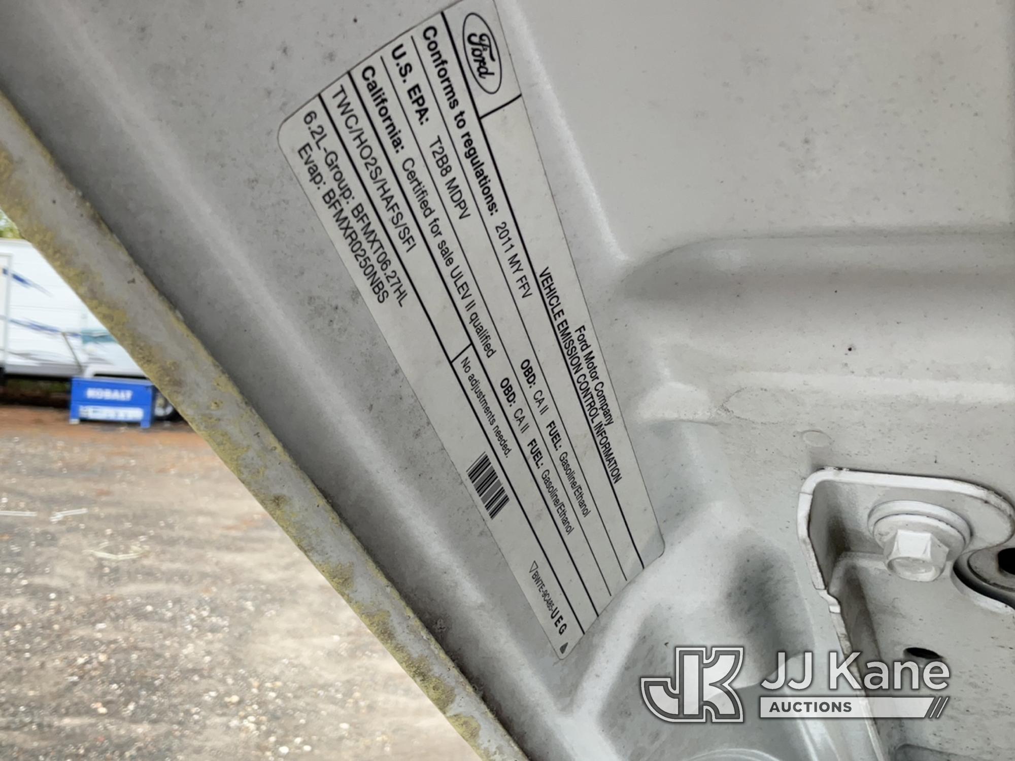 (Charlotte, NC) 2011 Ford F350 4x4 Mechanics Service Truck Runs & Moves)( Paint,Body & Rust Damage)(