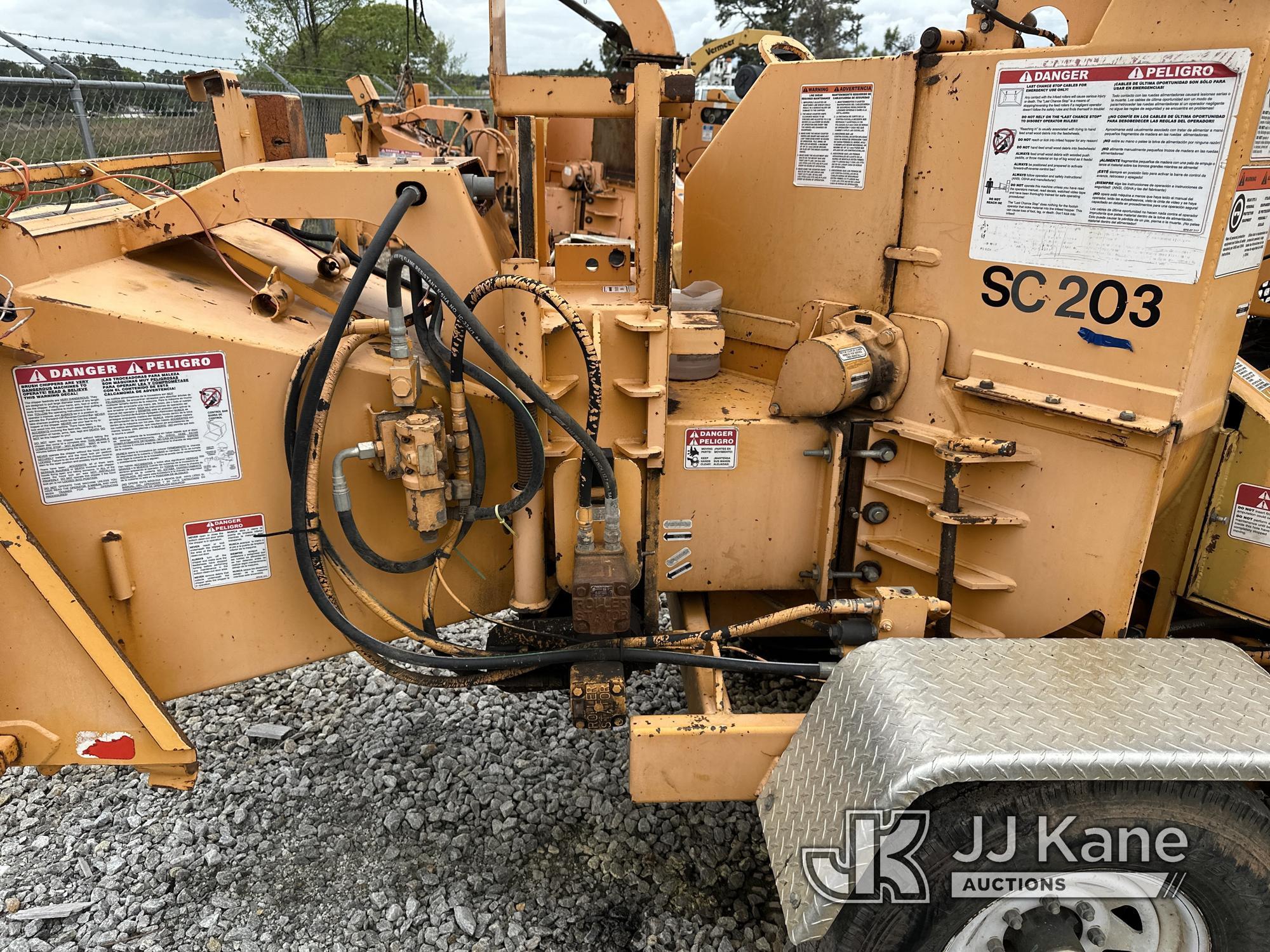 (Villa Rica, GA) Bandit Industries 200XP Chipper (12in Disc) No Title) (Runs & Operates)( Jump To St