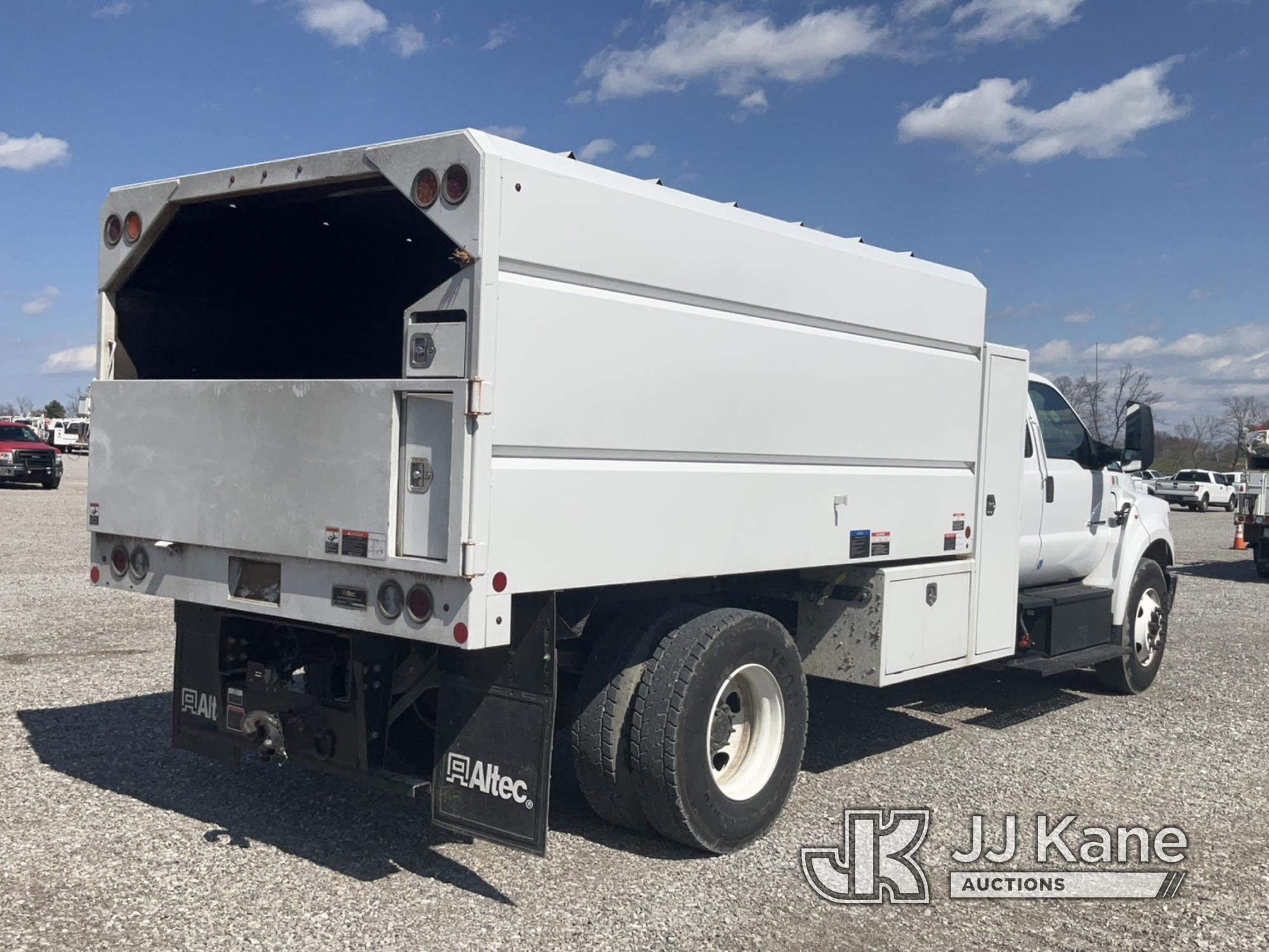 (Verona, KY) 2021 Ford F750 Extended-Cab Chipper Dump Truck Runs, Moves & Operates