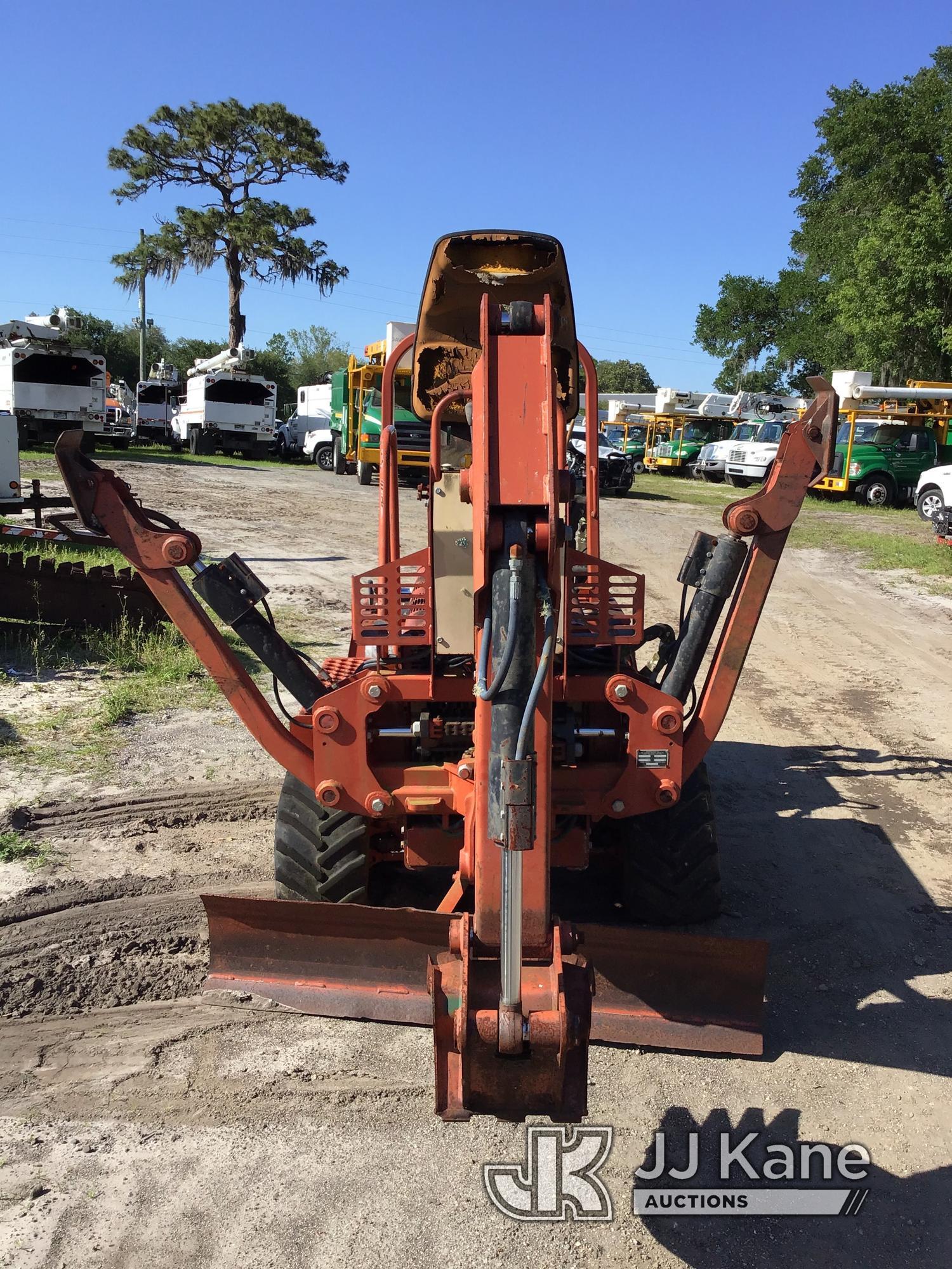 (Ocala, FL) 2003 Ditch Witch 3700 Articulating Rubber Tired Trencher, Municipal Owned Not Running, C