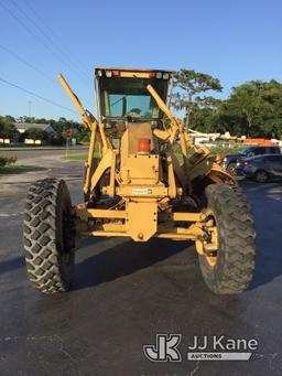 (Ocala, FL) 2001 Caterpillar 12H Motor Grader, Municipal owned Runs, Moves, AC works, Unit has a bad