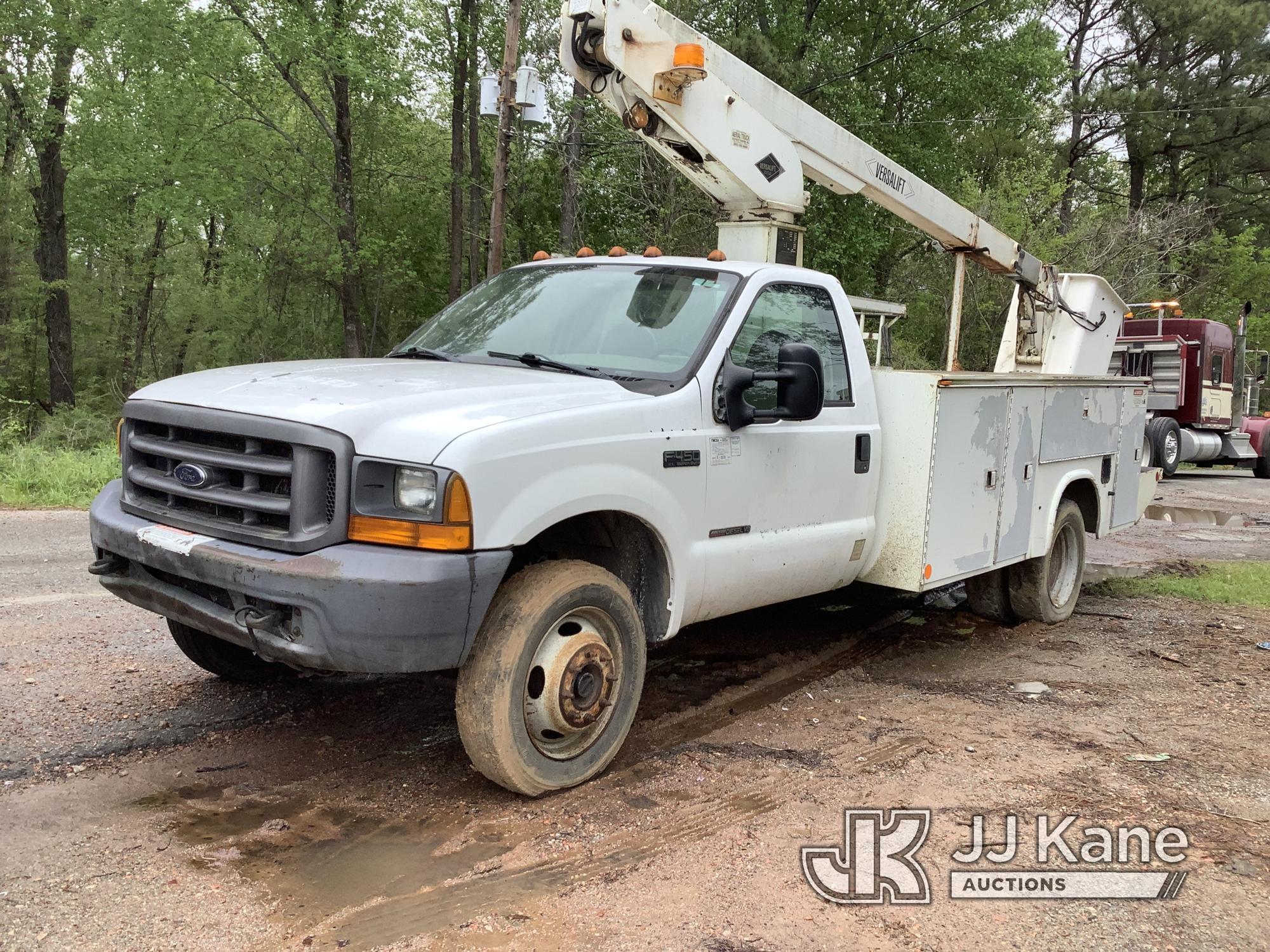 (Graysville, AL) Altec TEL29NE, Telescopic Non-Insulated Bucket Truck mounted behind cab on 2000 For