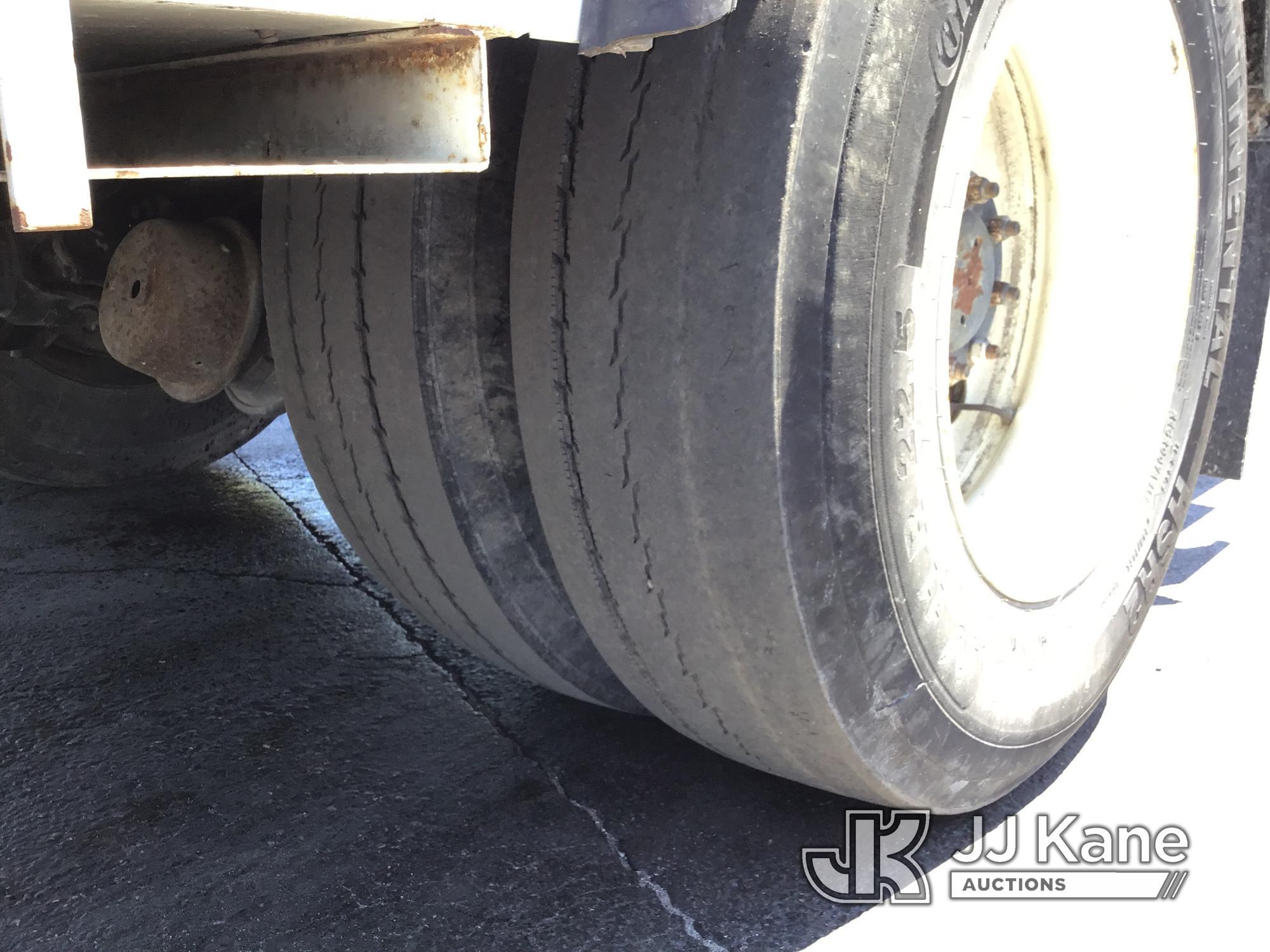 (Ocala, FL) Altec AM55-MH, Material Handling Bucket Truck rear mounted on 2007 GMC C7500 Utility Tru