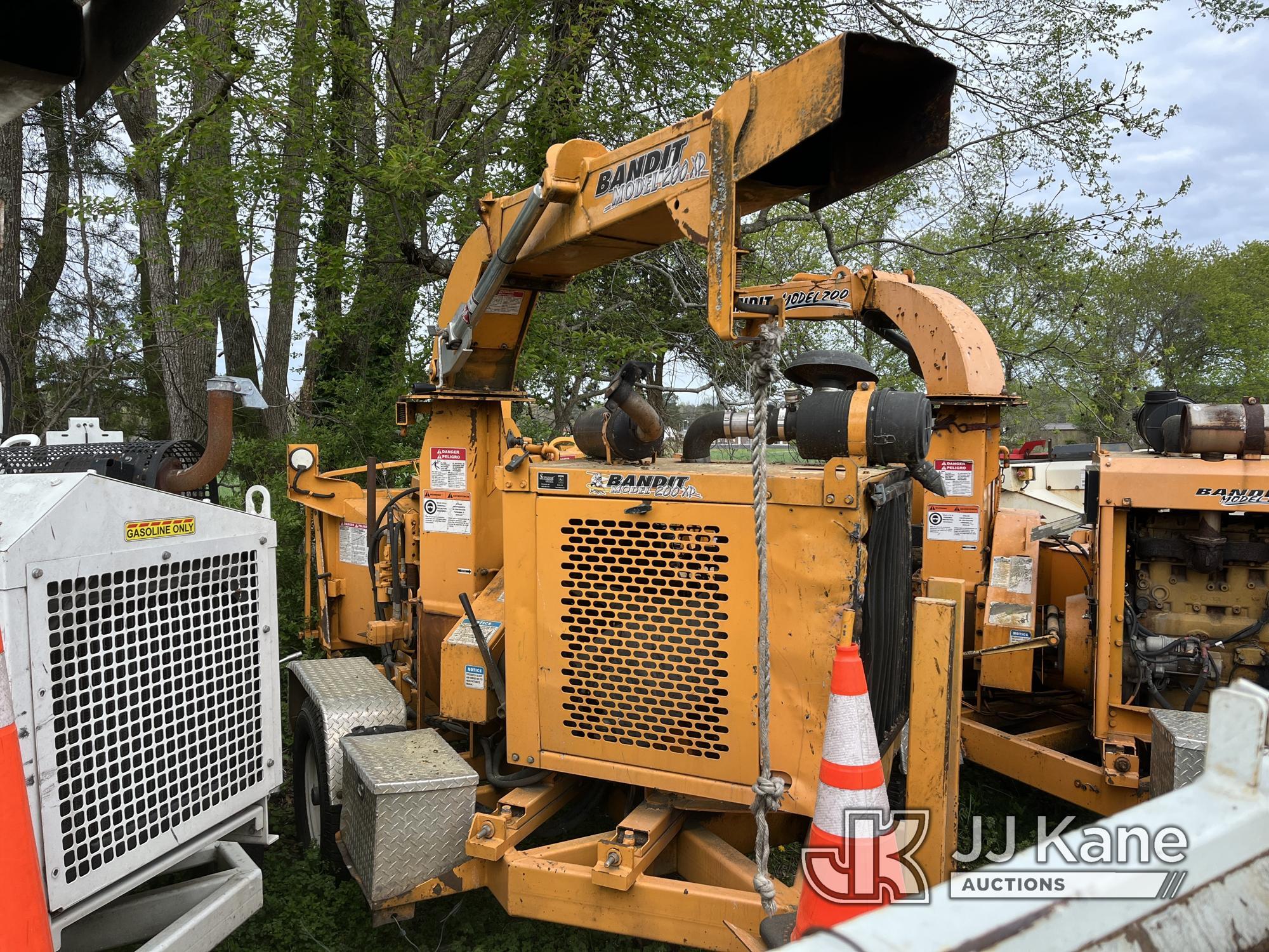 (Wakefield, VA) 2013 Bandit Industries 200XP Chipper (12in Disc), trailer mtd No Title) (Not Running