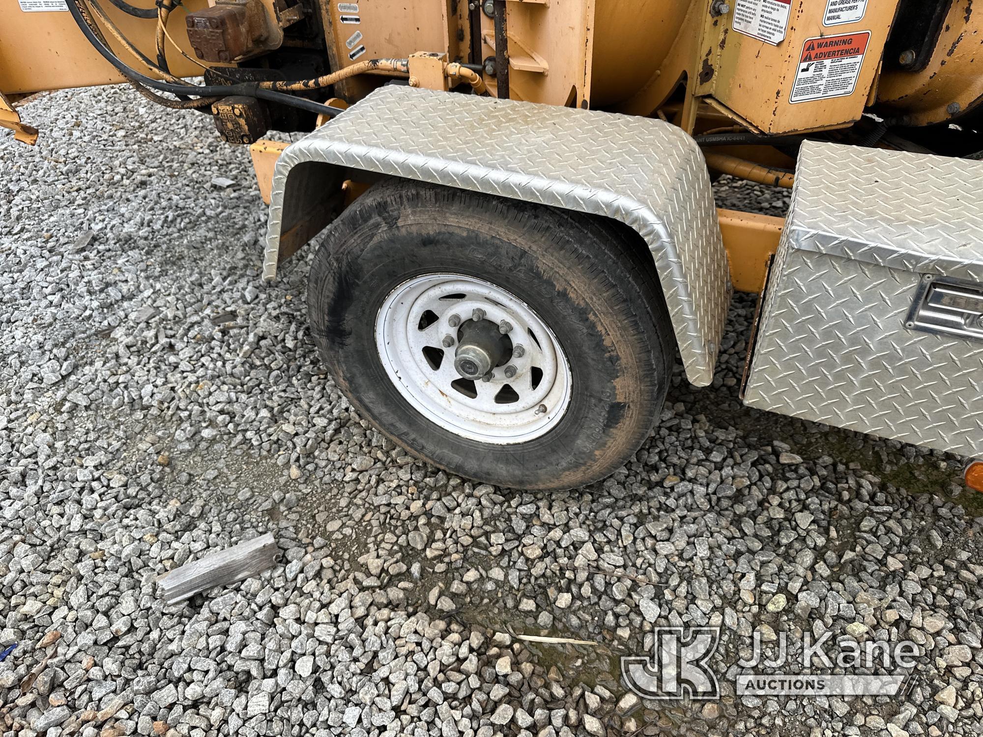 (Villa Rica, GA) Bandit Industries 200XP Chipper (12in Disc) No Title) (Runs & Operates)( Jump To St