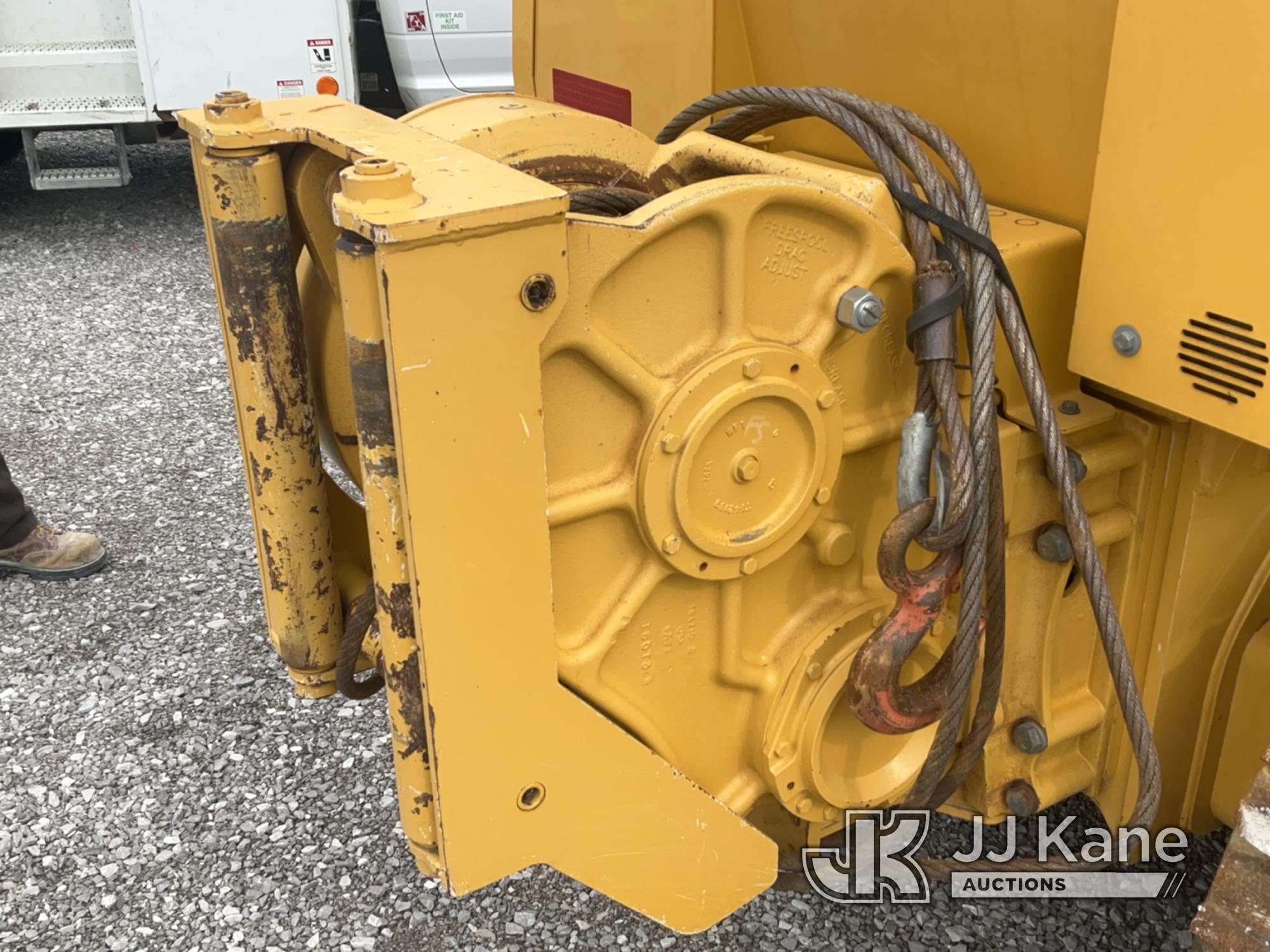 (Verona, KY) 2018 John Deere 650K Crawler Tractor Runs, Moves & Operates) (Seller Notes: Rear Winch