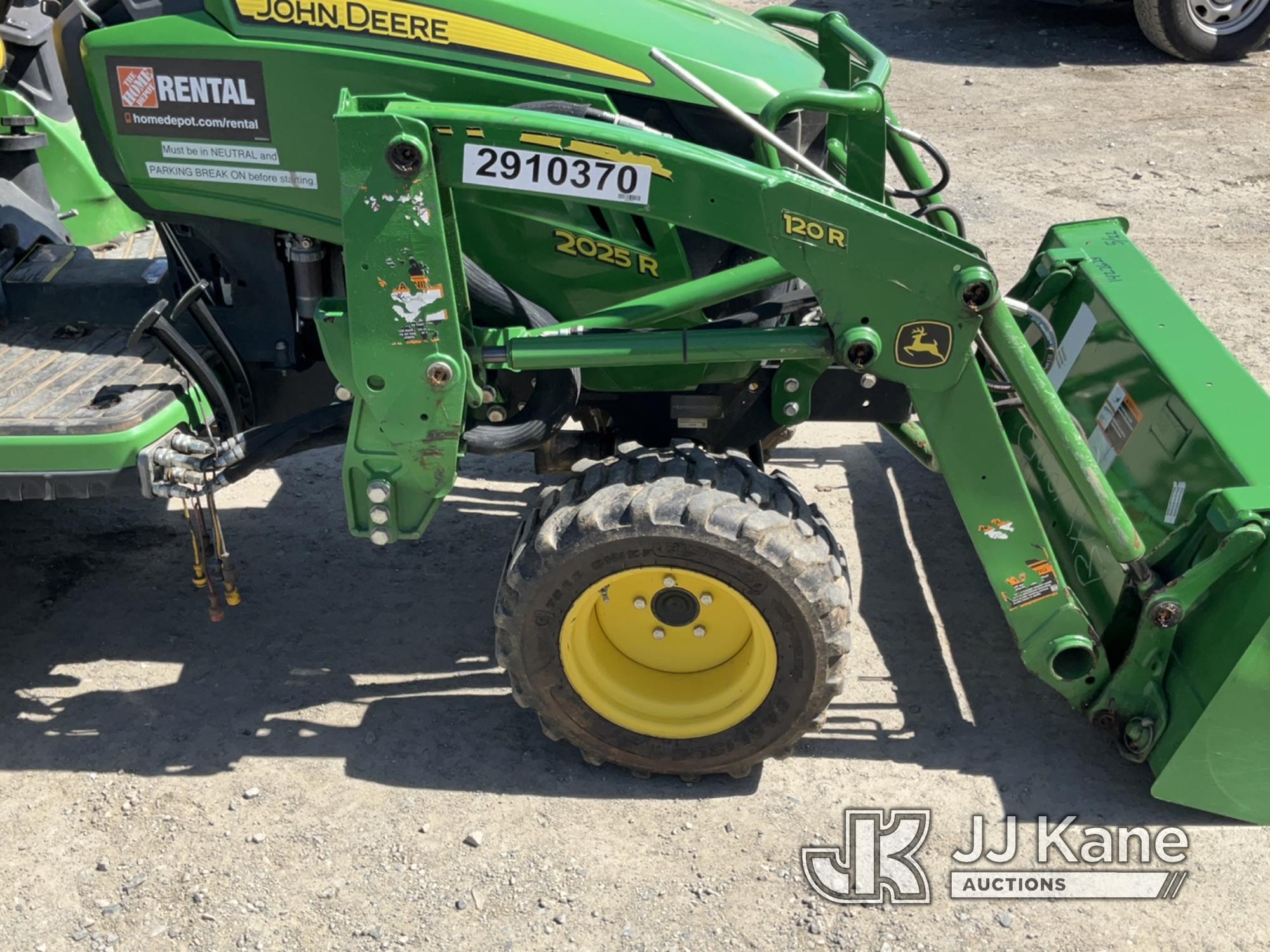 (Charlotte, NC) 2020 John Deere 2025R MFWD Mini Tractor Loader Backhoe Runs, Moves, & Operates) (Sel