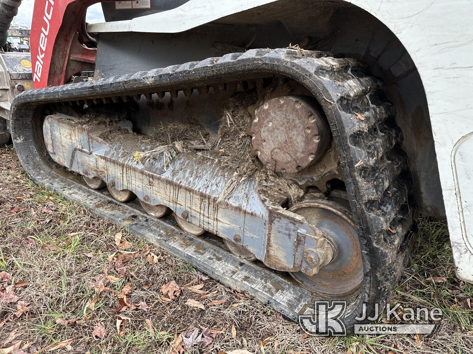 (Wakefield, VA) 2021 Takeuchi TL12R2HC High Flow Crawler Shredder/Mulcher Runs and Moves