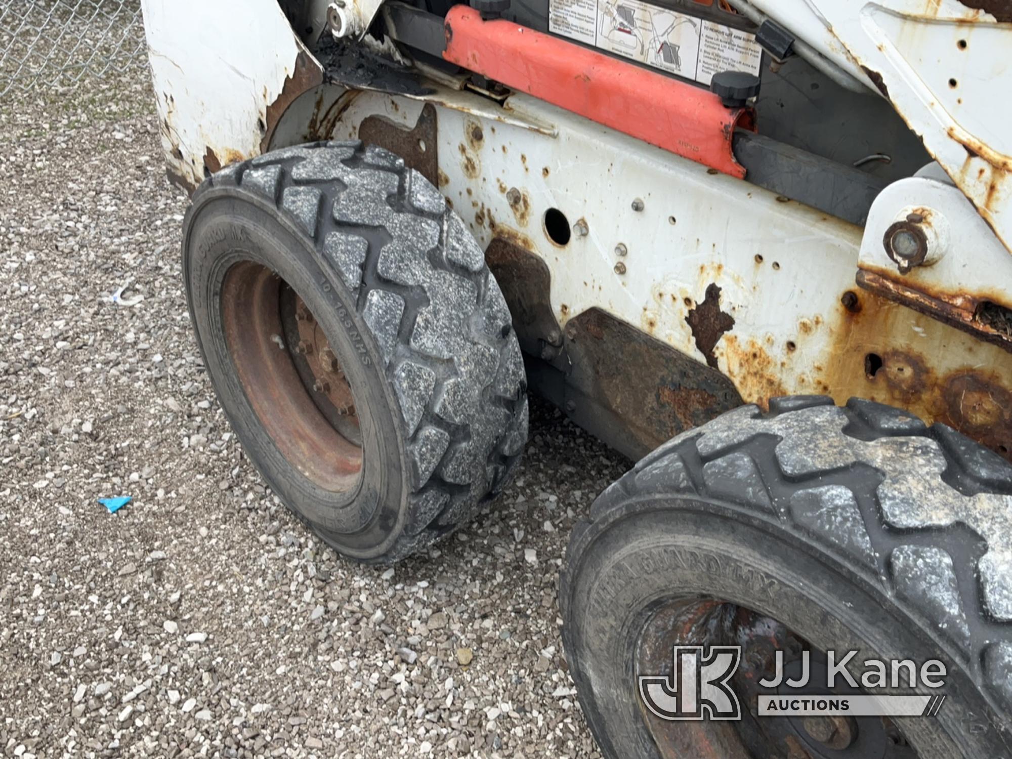 (Verona, KY) 2011 Bobcat S175 Rubber Tired Skid Steer Loader Runs, Moves & Operates) (Rust Damage, N