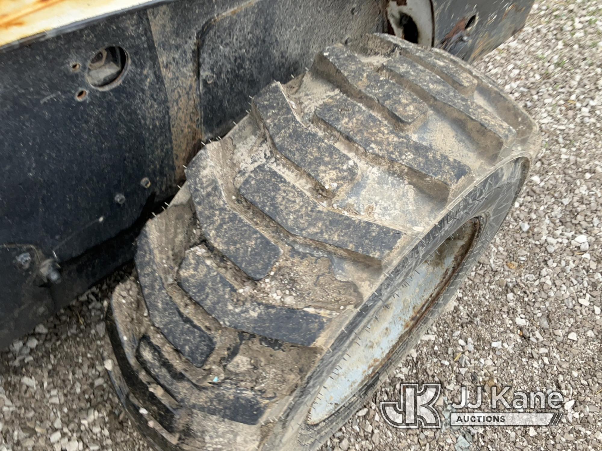 (Verona, KY) 2006 Bobcat S250 Rubber Tired Skid Steer Loader Runs, Moves & Operates) (Rust Damage, W