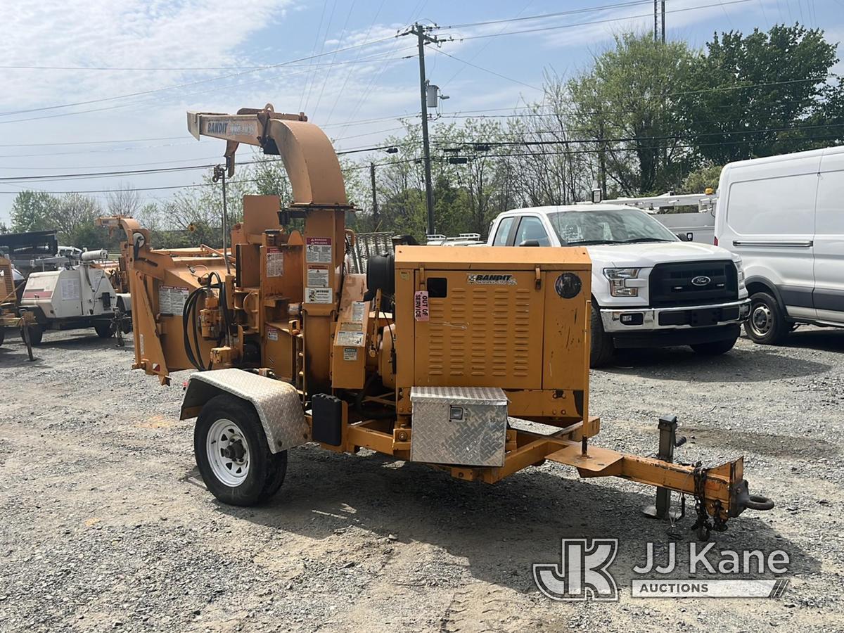 (Charlotte, NC) 2014 Bandit 200 UC Chipper (12in Disc), trailer mtd Runs) (Not Operating, Hyd Line M