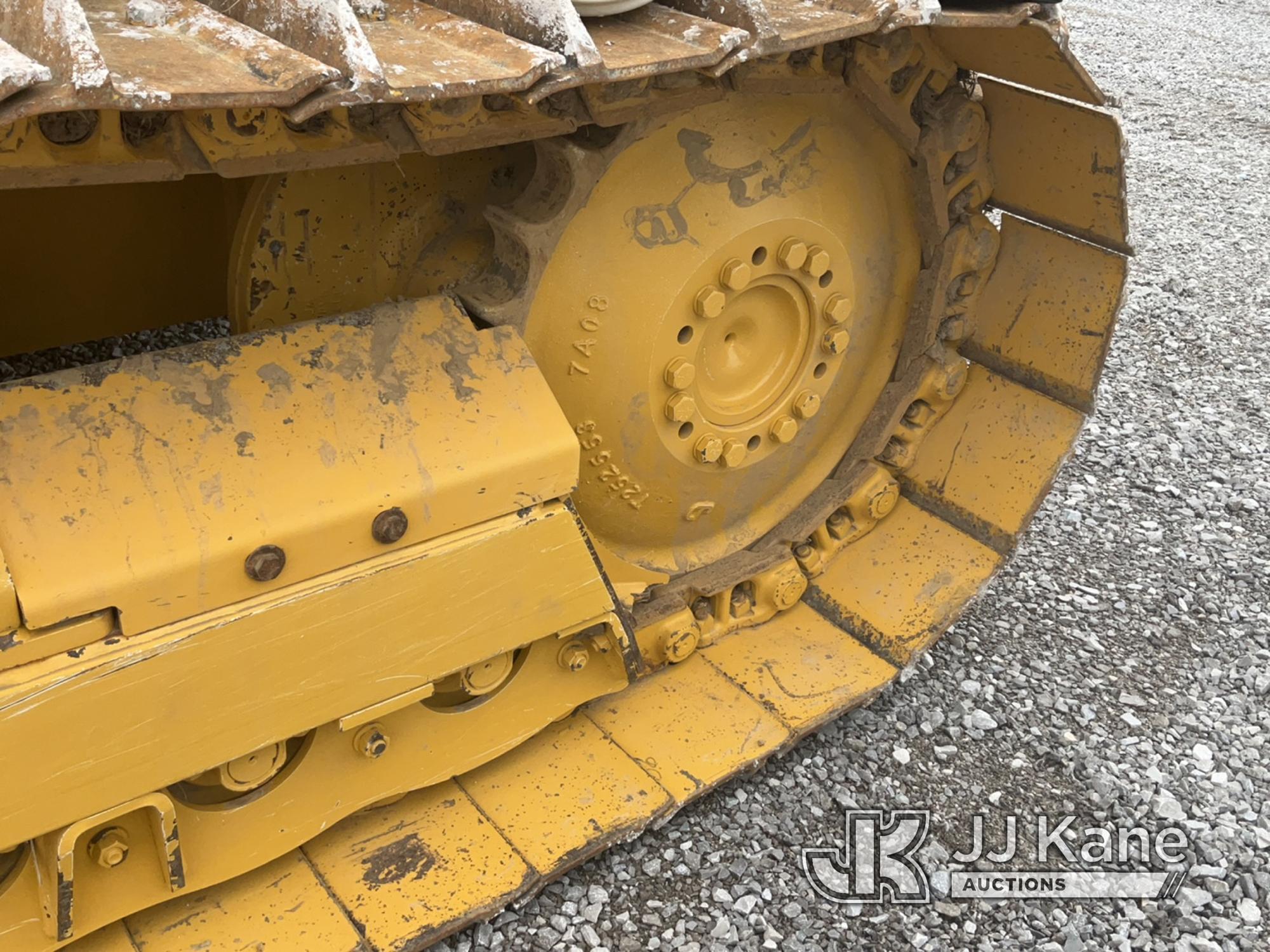 (Verona, KY) 2018 John Deere 650K Crawler Tractor Runs, Moves & Operates) (Seller Notes: Rear Winch