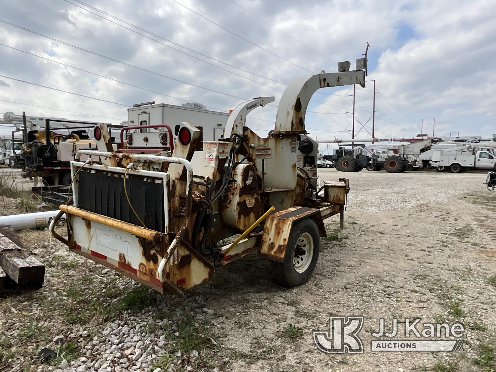 (Elizabethtown, KY) 2016 Morbark M12D Chipper (12in Disc), trailer mtd No Title) (Not Running, Engin