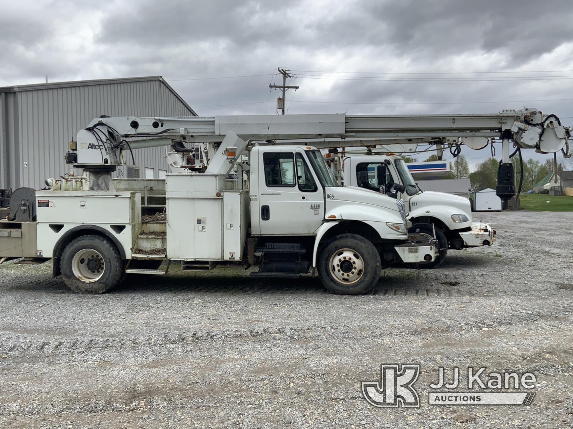 (Clay, KY) Altec DL45-BR, Digger Derrick rear mounted on 2006 International 4400 Utility Truck Not R