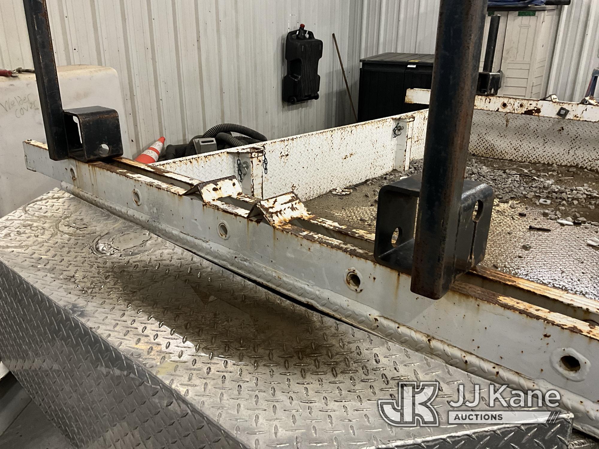 (Elizabethtown, KY) 2018 Butler BP1600S Extendable Pole/Material Trailer Towable) (Dent In Top Of To