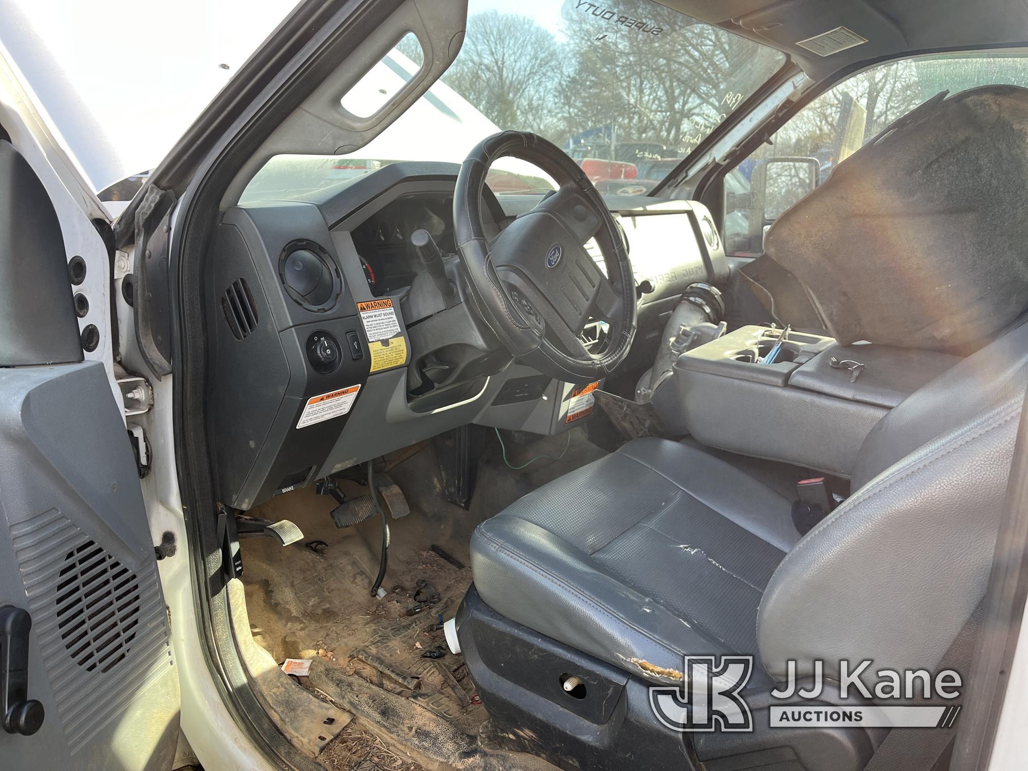 (Charlotte, NC) 2015 Ford F550 Cab & Chassis Not Running, Condition Unknown) (Seller States: Engine