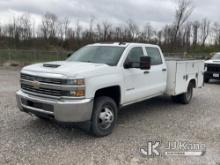 (Verona, KY) 2018 Chevrolet Silverado 3500HD 4x4 Crew-Cab Service Truck Runs & Moves) (Check Engine