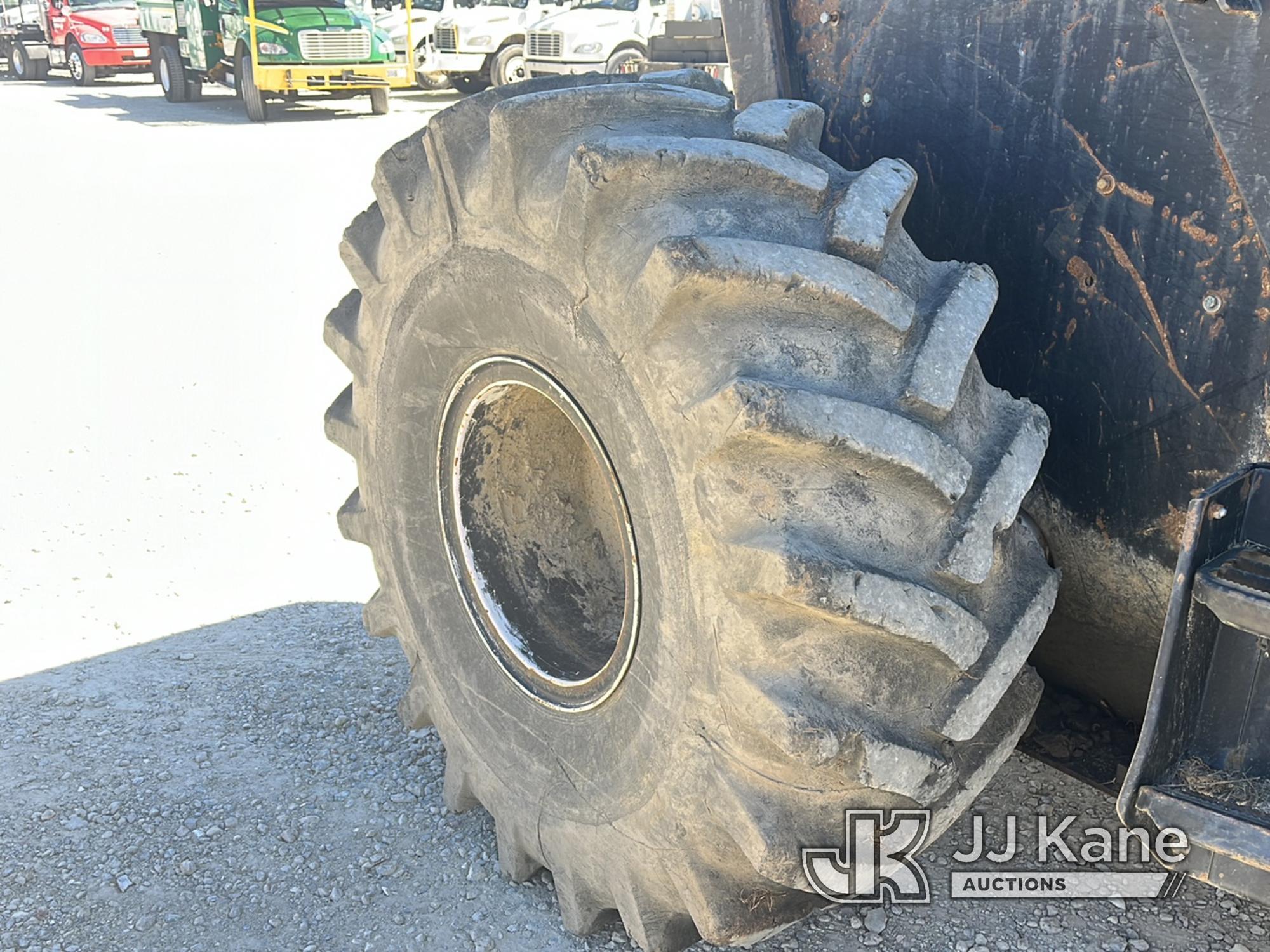 (Charlotte, NC) 2013 New Holland TS6.120 Utility Tractor Not Running, Condition Unknown)(Key Broken