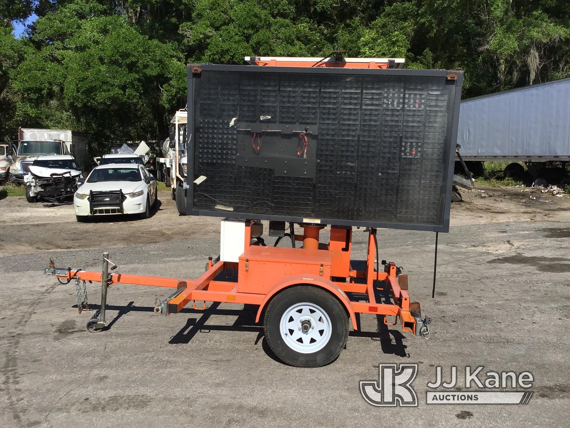 (Ocala, FL) 2015 Wanco Portable Message Board, trailer mtd FLORIDA TRAILER REGISTRATION ONLY) ( Oper