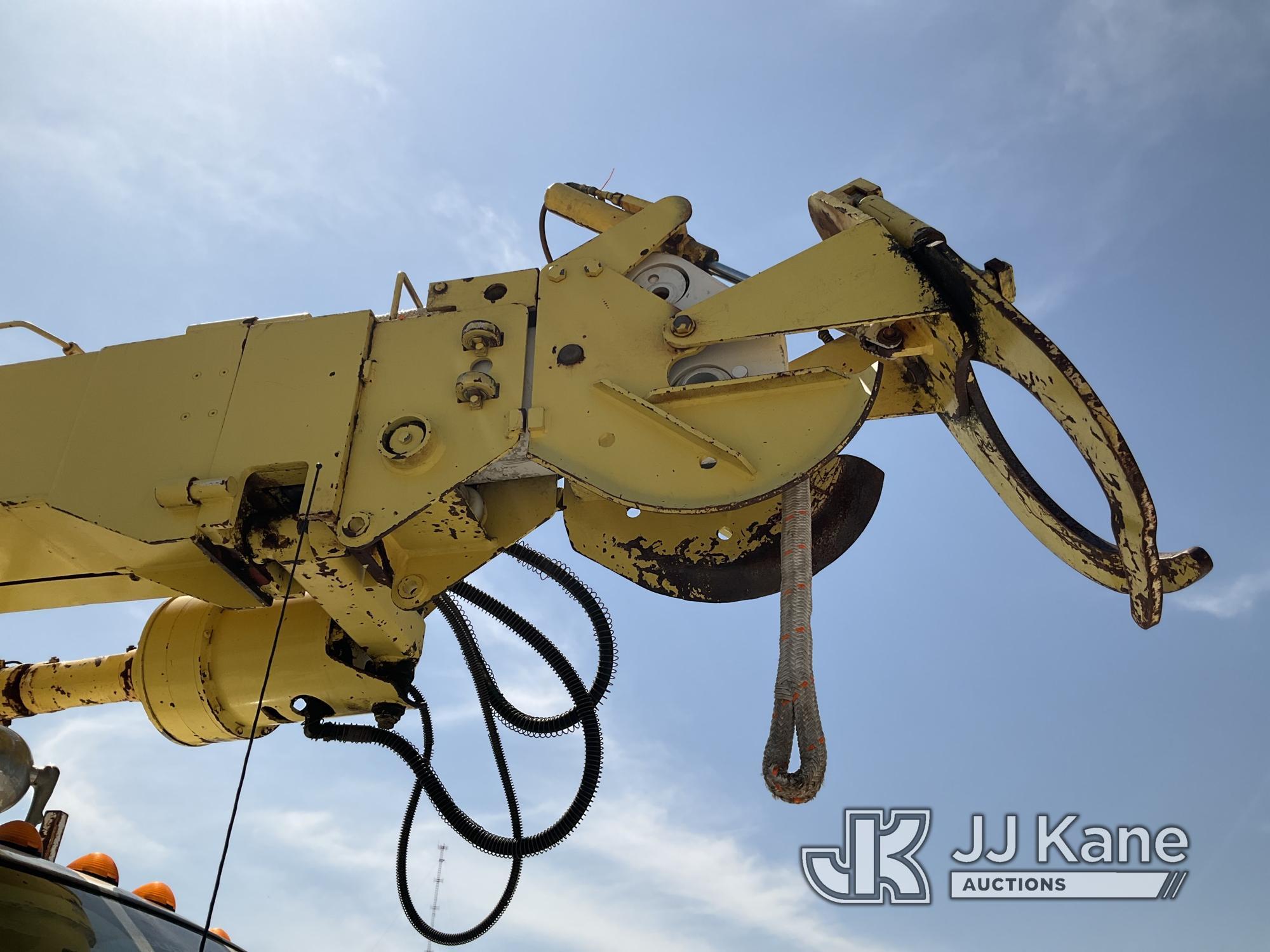 (Villa Rica, GA) Terex 4045, Digger Derrick rear mounted on 2009 Ford F-750 Utility Truck Runs & Mov