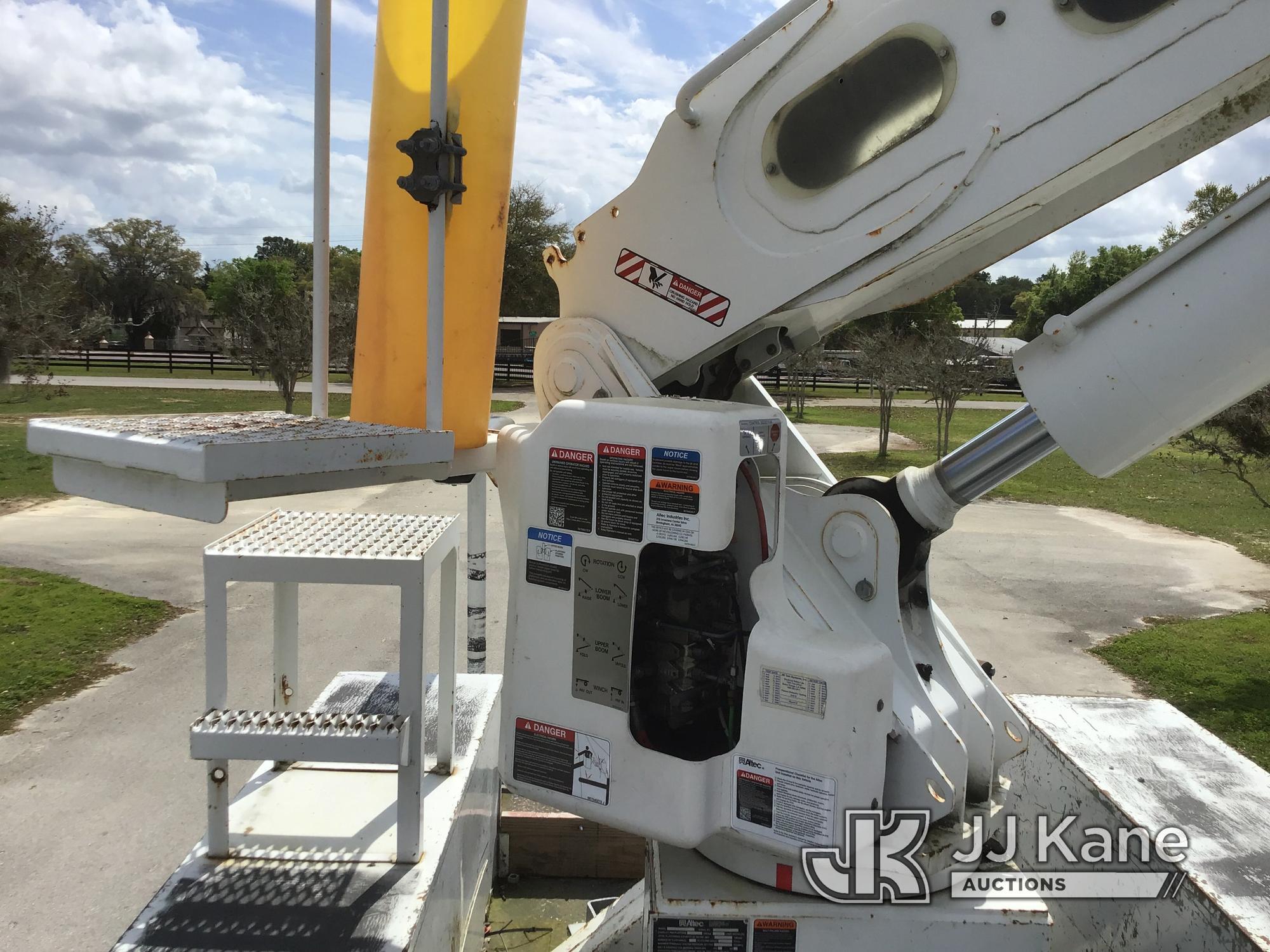 (Ocala, FL) Altec AA55E, Material Handling Bucket Truck rear mounted on 2015 Freightliner M2 106 Uti