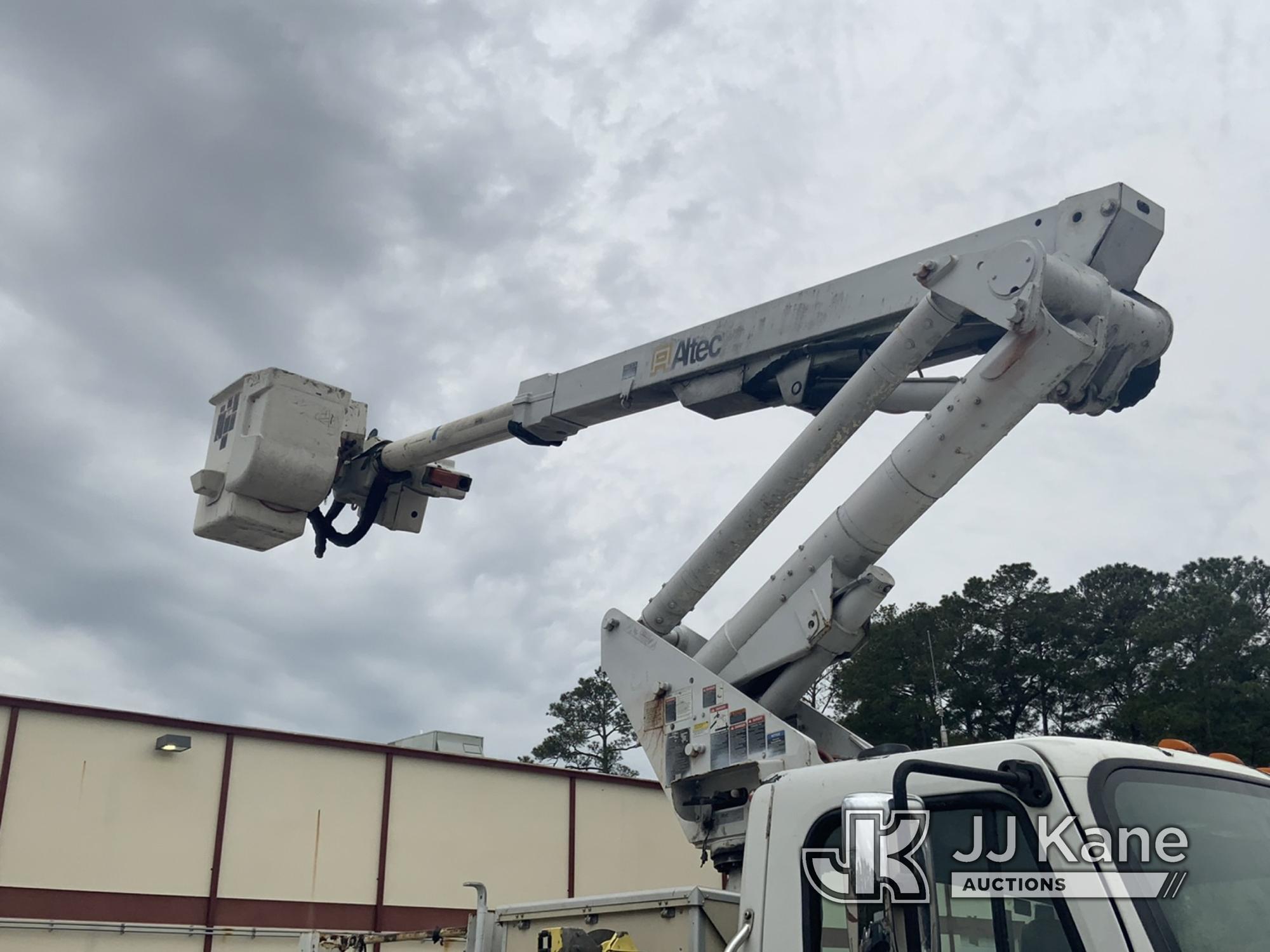 (Myrtle Beach, SC) Altec TA41-MH, Articulating & Telescopic Material Handling Bucket Truck mounted b