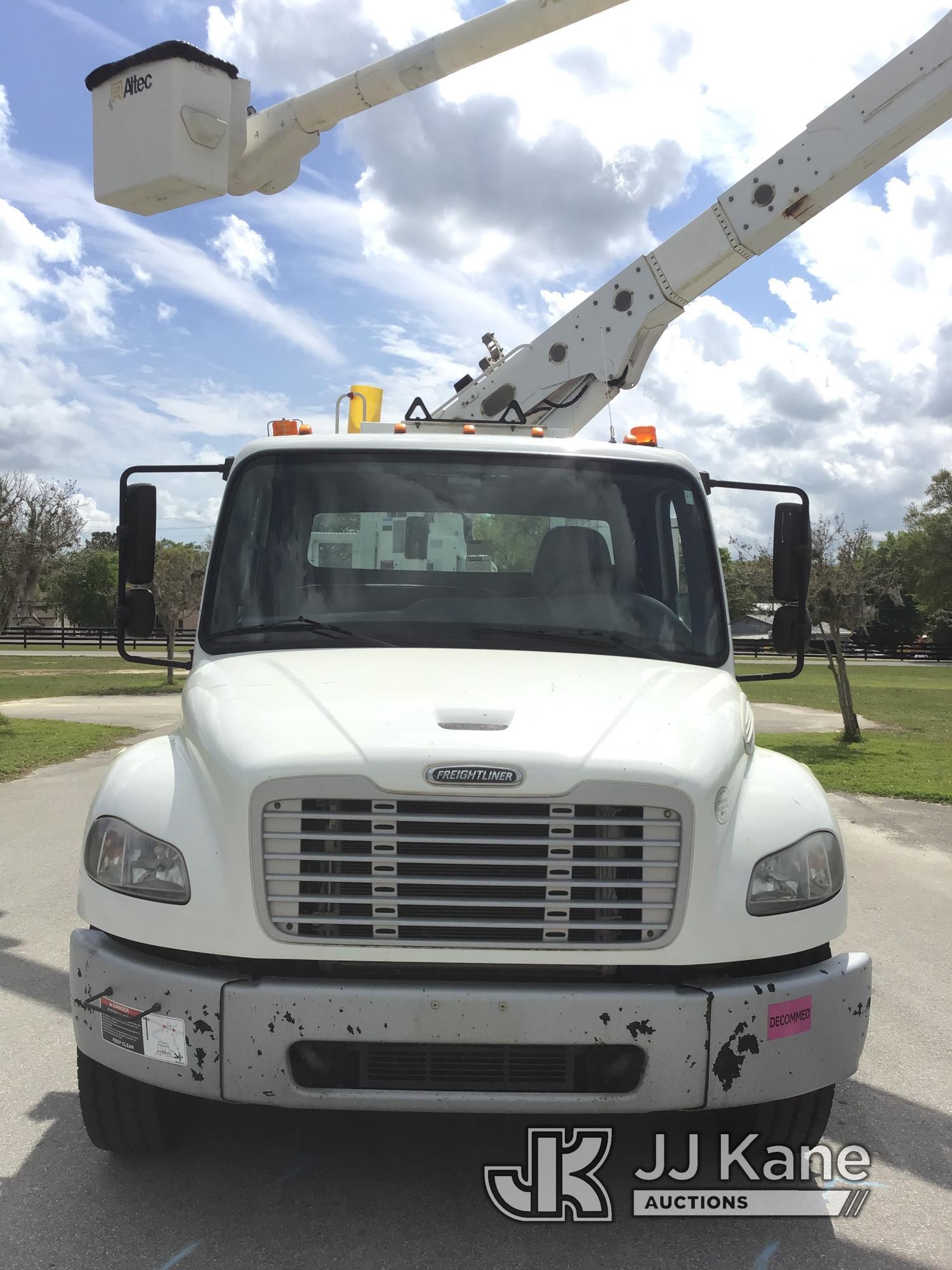 (Ocala, FL) Altec AA55E, Material Handling Bucket Truck rear mounted on 2015 Freightliner M2 106 Uti