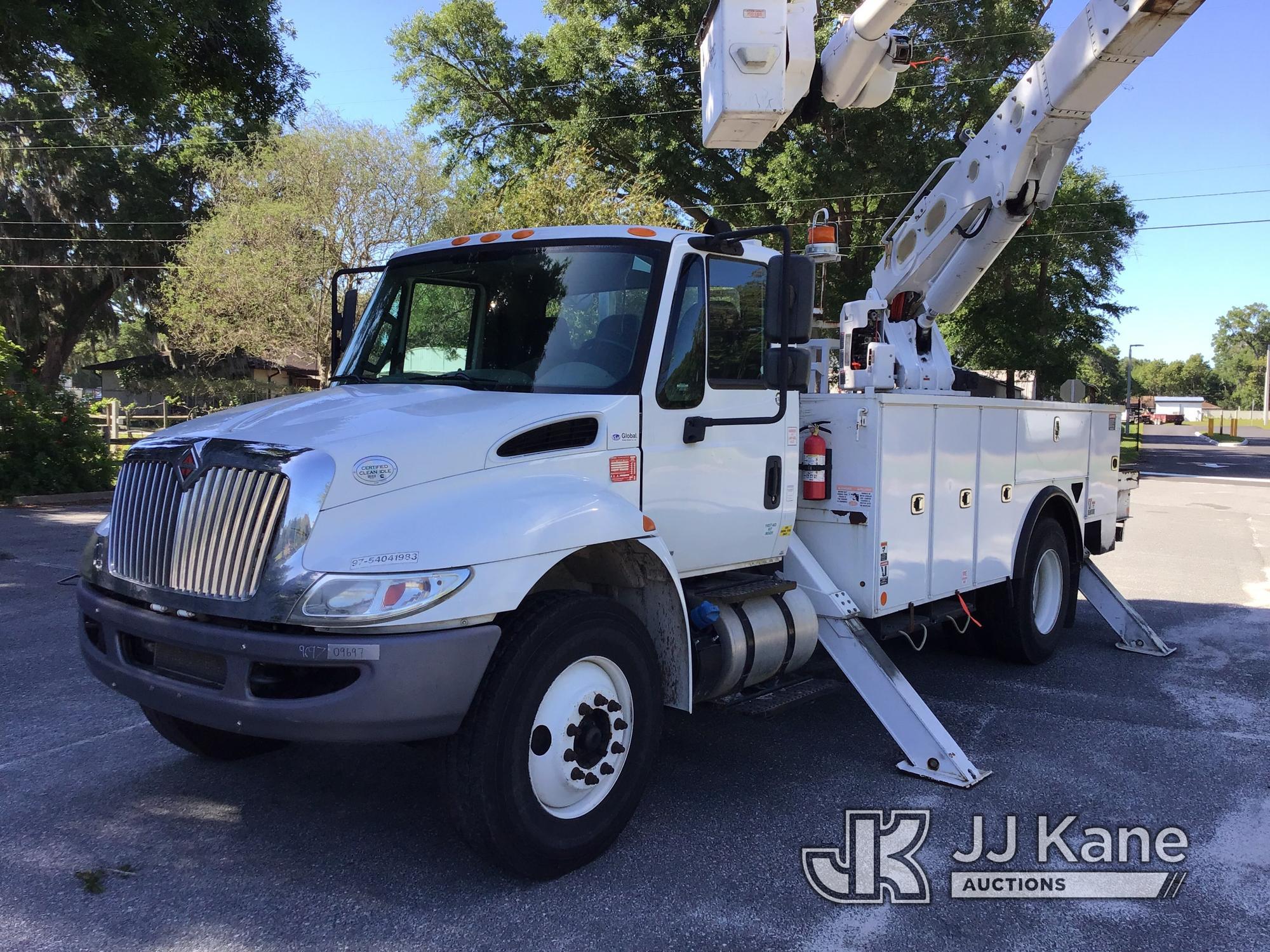 (Ocala, FL) Altec AA55-MH, Material Handling Bucket Truck rear mounted on 2019 International Durasta