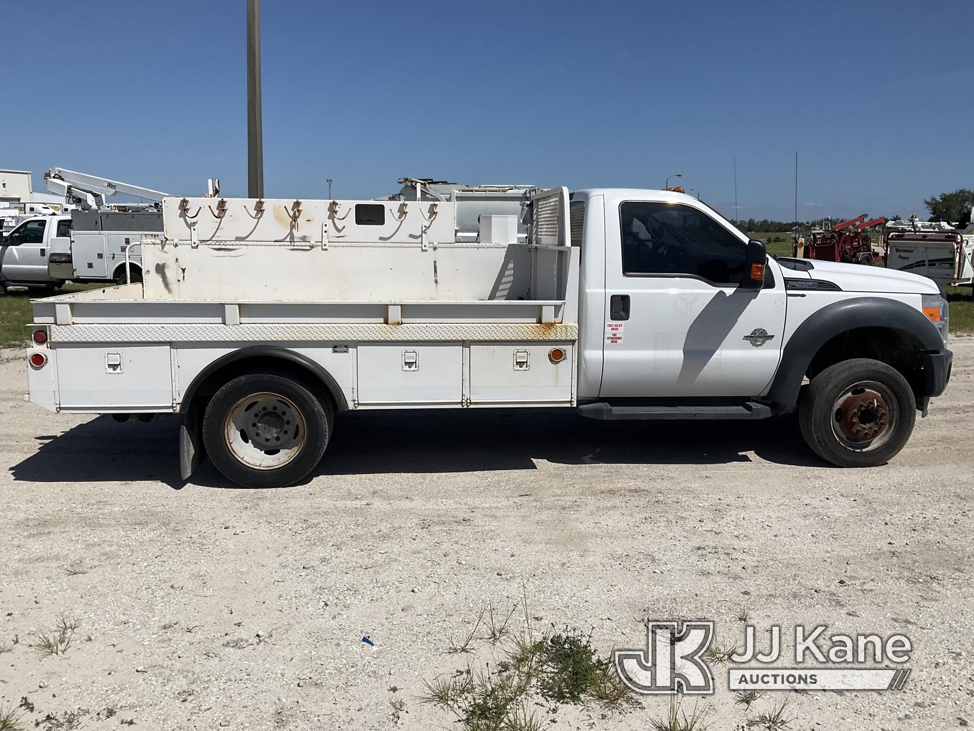 (Westlake, FL) 2016 Ford F550 URD/Flatbed Truck Runs & Moves, No Power Steering, Body Rust) (FL Resi