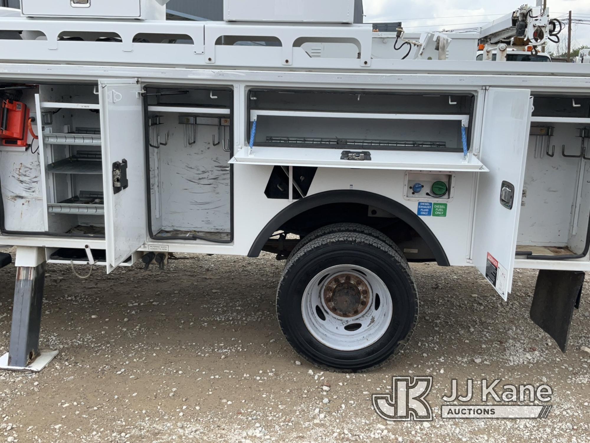 (Charlotte, NC) Altec AT40-MH, Articulating & Telescopic Material Handling Bucket Truck mounted behi