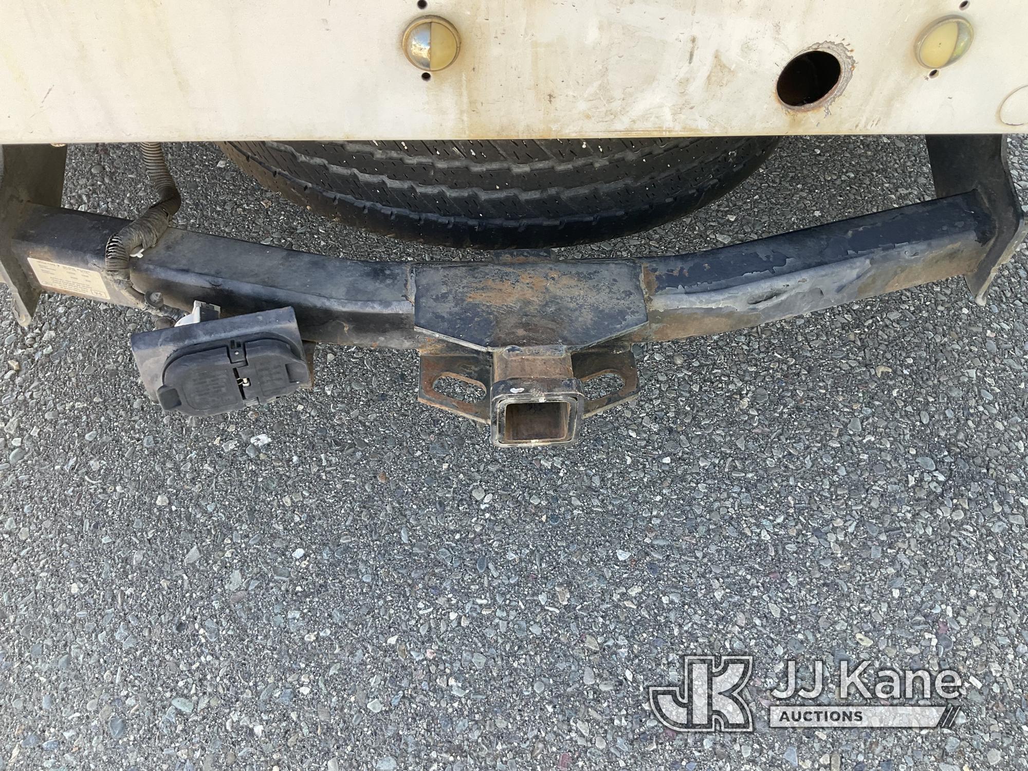 (Dixon, CA) 2008 Ford F250 SD Extended-Cab Pickup Truck Runs & Moves)( Random Misfire)( Air Bag Ligh