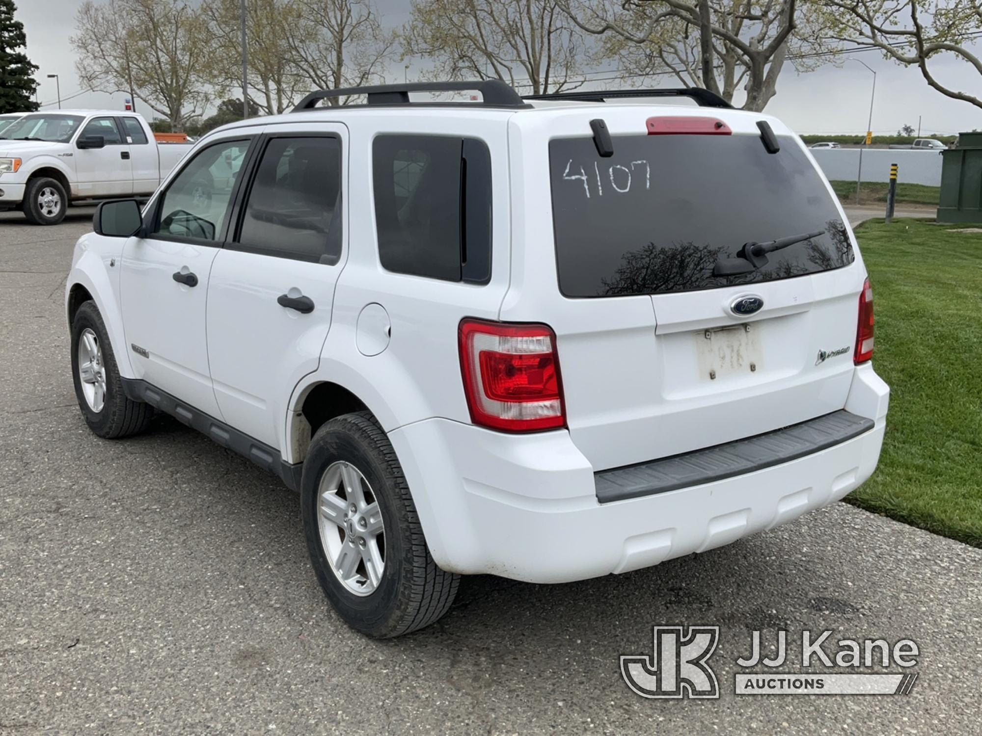 (Dixon, CA) 2008 Ford Escape Hybrid 4-Door Sport Utility Vehicle Runs & Moves) (Minor Body Damage)(