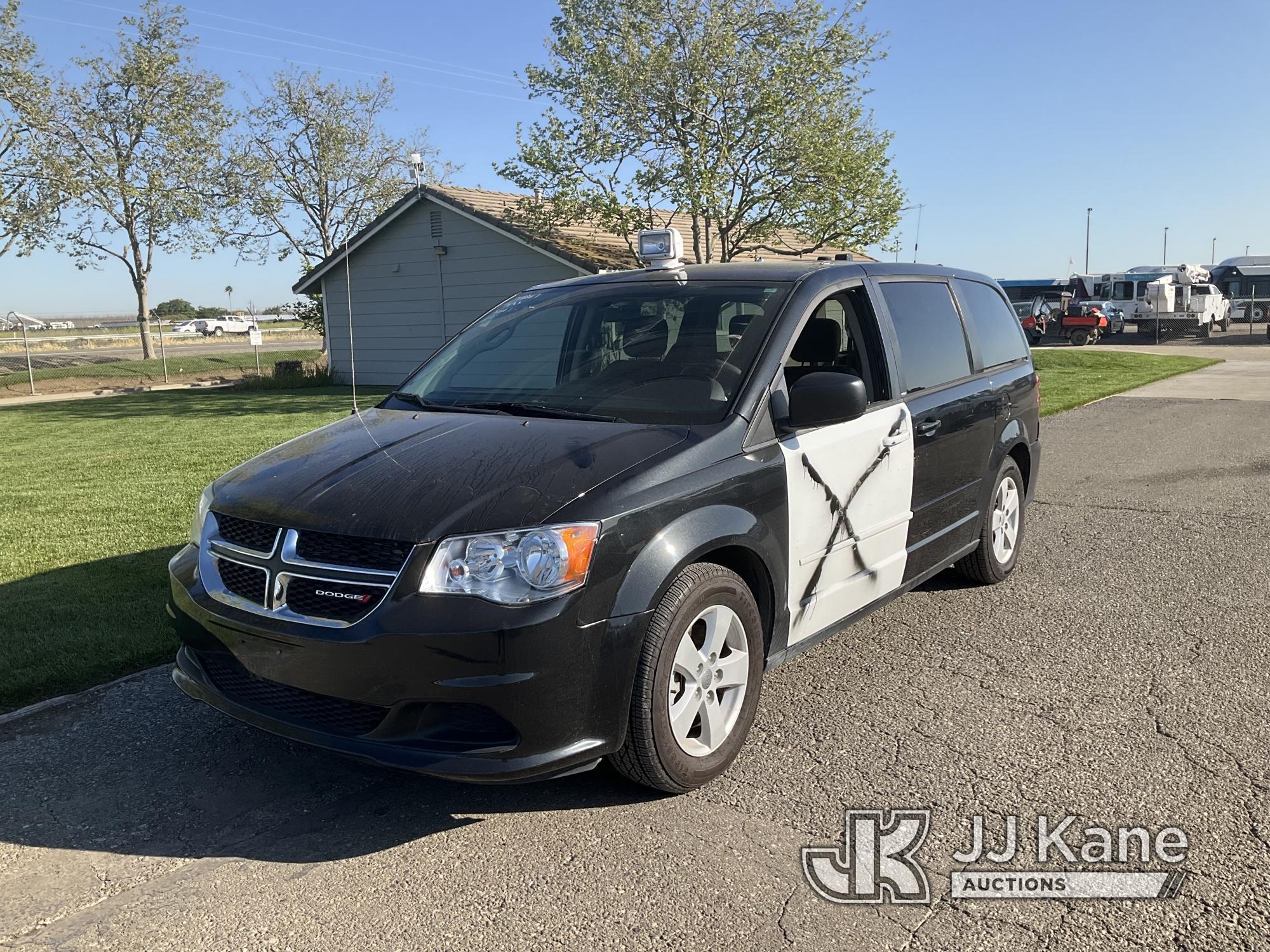 (Dixon, CA) 2013 Dodge Grand Caravan SE Van Runs & Moves