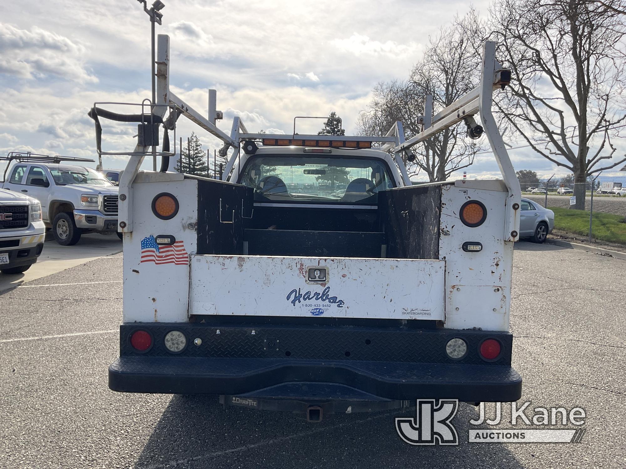 (Dixon, CA) 2006 Ford F250 Service Truck Runs & Moves