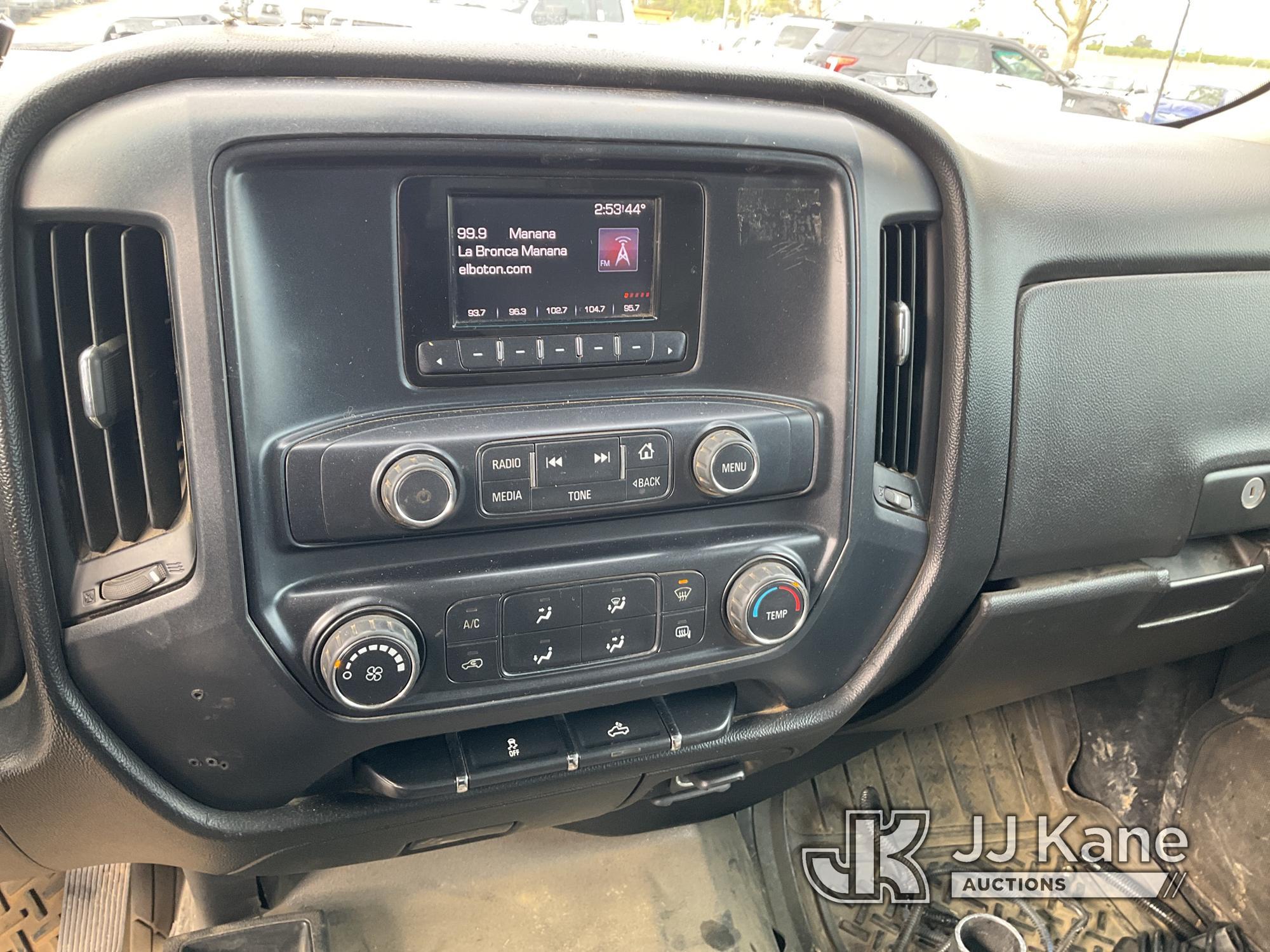 (Dixon, CA) 2015 GMC Sierra 2500HD 4x4 Extended-Cab Pickup Truck Runs & Moves