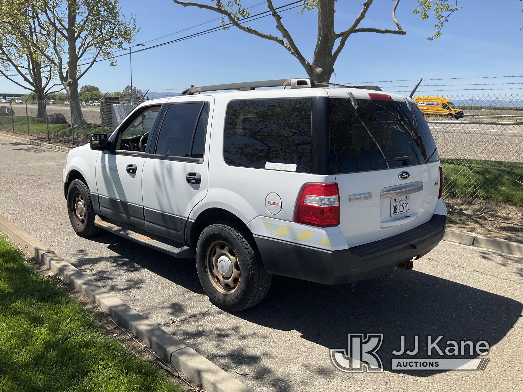 (Dixon, CA) 2014 Ford Expedition 4x4 4-Door Sport Utility Vehicle Runs & Moves) (Driver Window Will