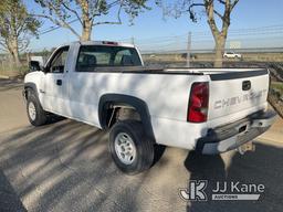 (Dixon, CA) 2004 Chevrolet Silverado 2500HD Pickup Truck Runs & Moves