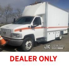 (Dixon, CA) 2005 Chevrolet C4V042 Enclosed Service Van Runs & Moves, Check Engine Light On, Gas Gaug