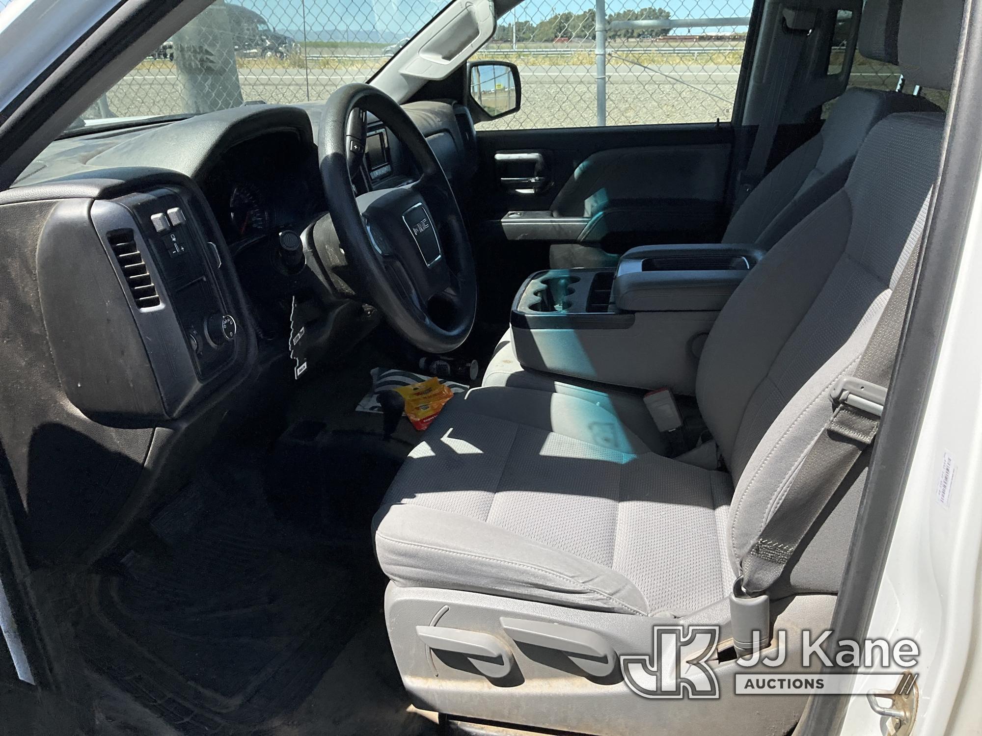 (Dixon, CA) 2014 GMC Sierra 1500 4x4 Extended-Cab Pickup Truck Runs & Moves.