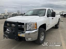 (Dixon, CA) 2007 Chevrolet Silverado 2500HD 4x4 Extended-Cab Pickup Truck Runs & Moves.