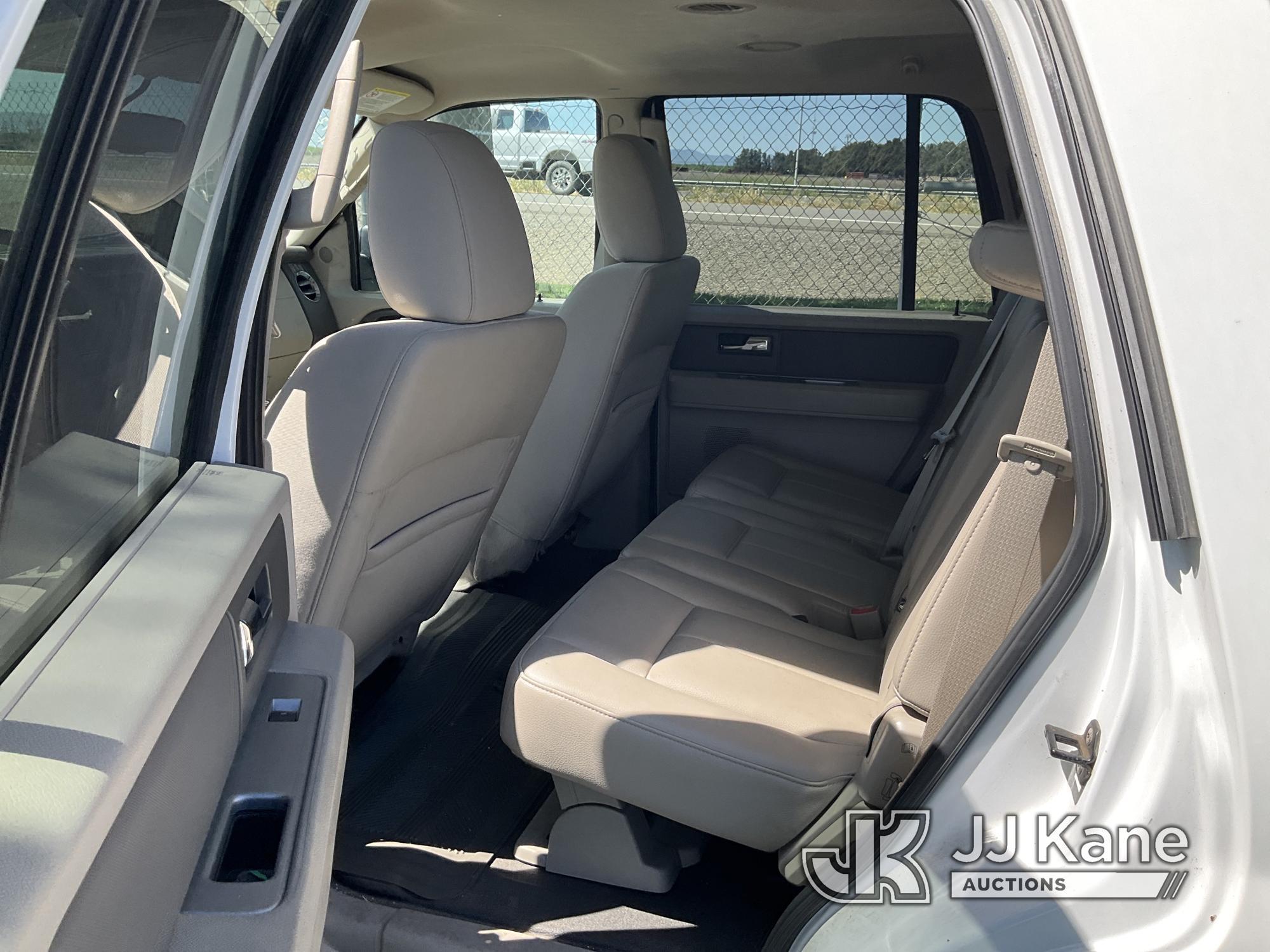 (Dixon, CA) 2014 Ford Expedition 4x4 4-Door Sport Utility Vehicle Runs & Moves) (Driver Window Will