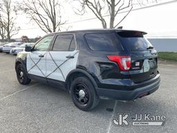 (Dixon, CA) 2017 Ford Explorer 4x4 4-Door Sport Utility Vehicle Runs & Moves, No Rear Seats, Screech