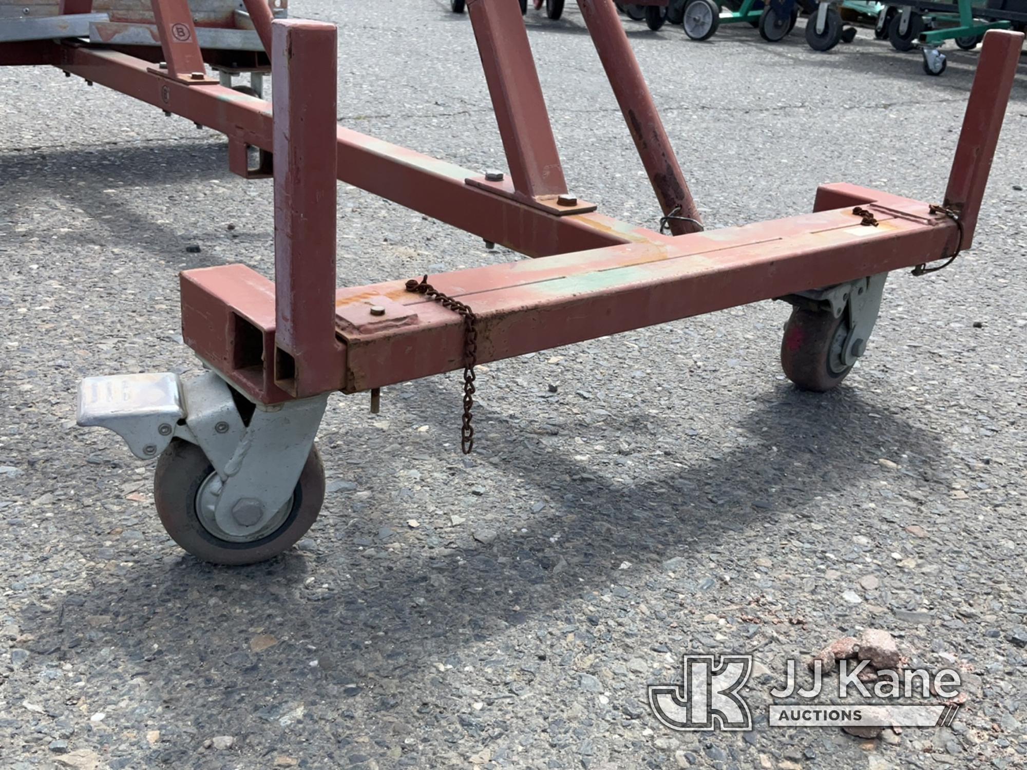 (Dixon, CA) Pipe Holding Cart (Used) NOTE: This unit is being sold AS IS/WHERE IS via Timed Auction
