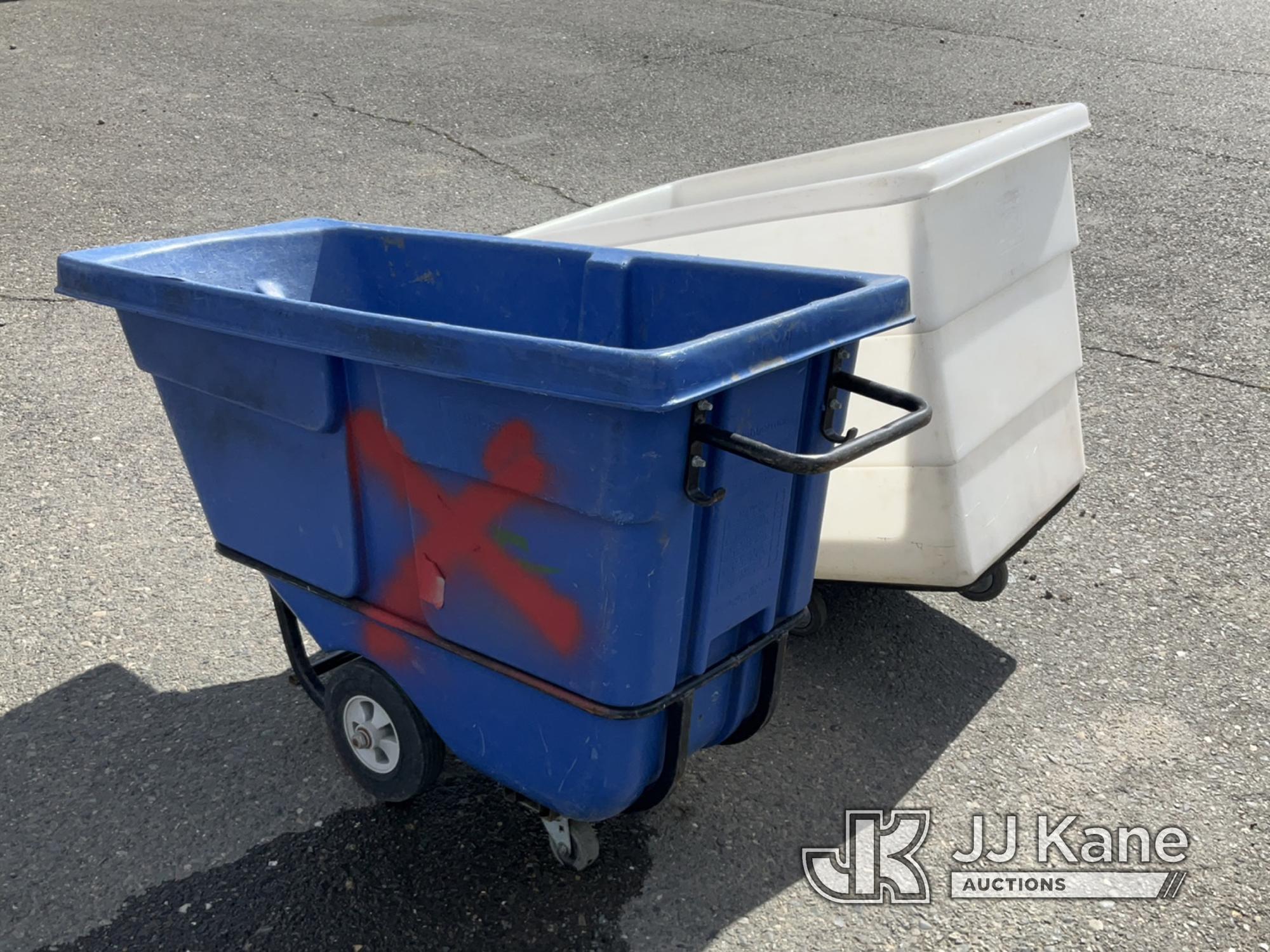 (Dixon, CA) Rubbermaid Tilt Truck & Dandux Laundry Cart (Worn Worn, Rubbermaid Bucket Missing Tire