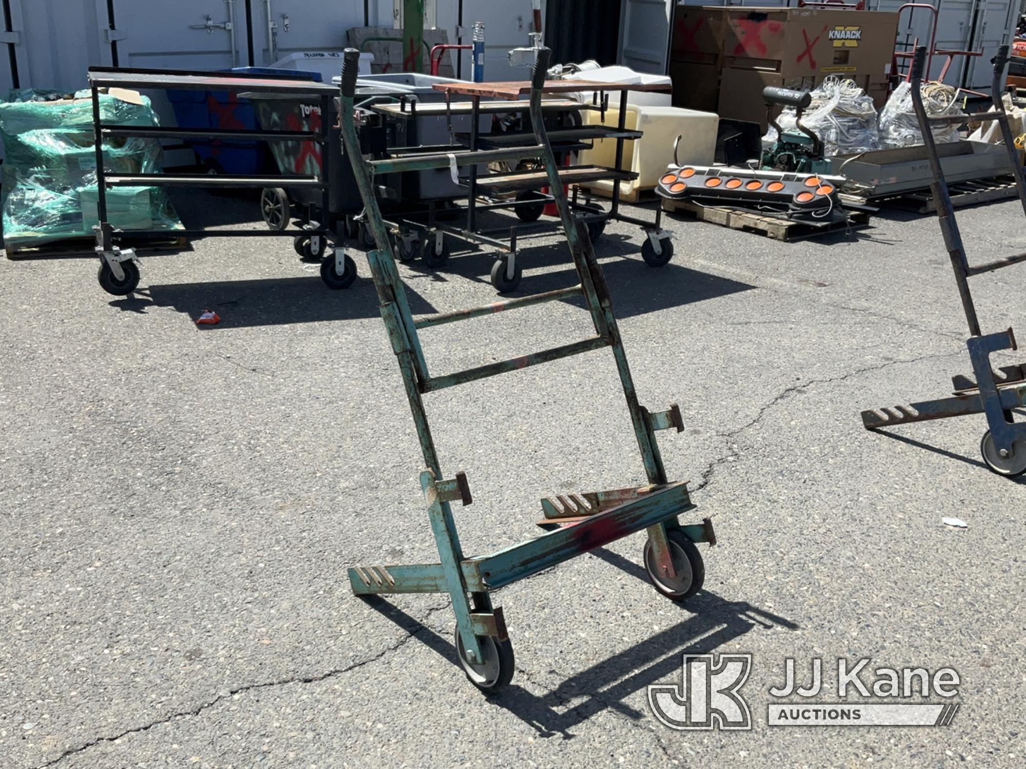 (Dixon, CA) Reel Dolly (Used) NOTE: This unit is being sold AS IS/WHERE IS via Timed Auction and is