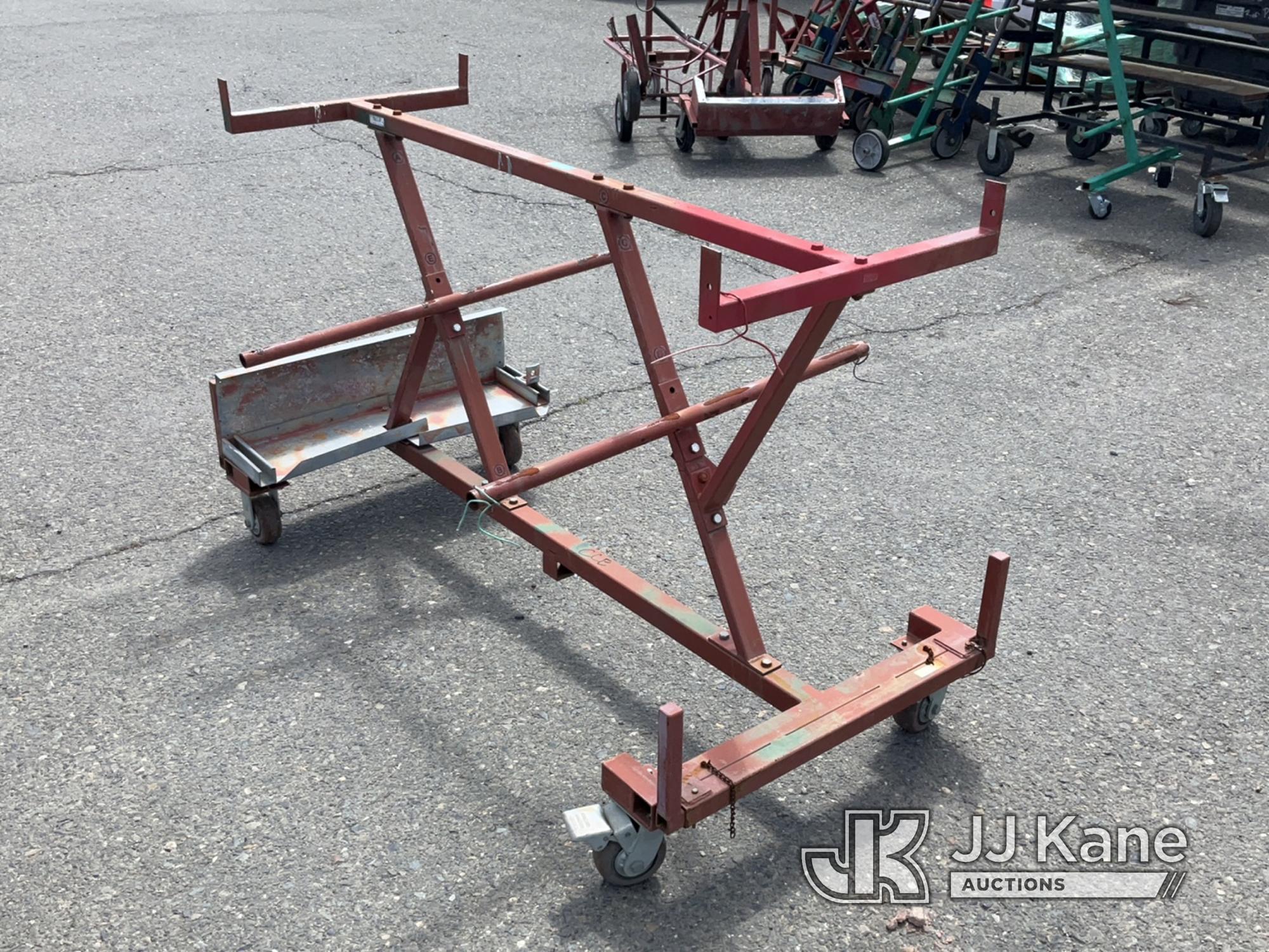 (Dixon, CA) Pipe Holding Cart (Used) NOTE: This unit is being sold AS IS/WHERE IS via Timed Auction